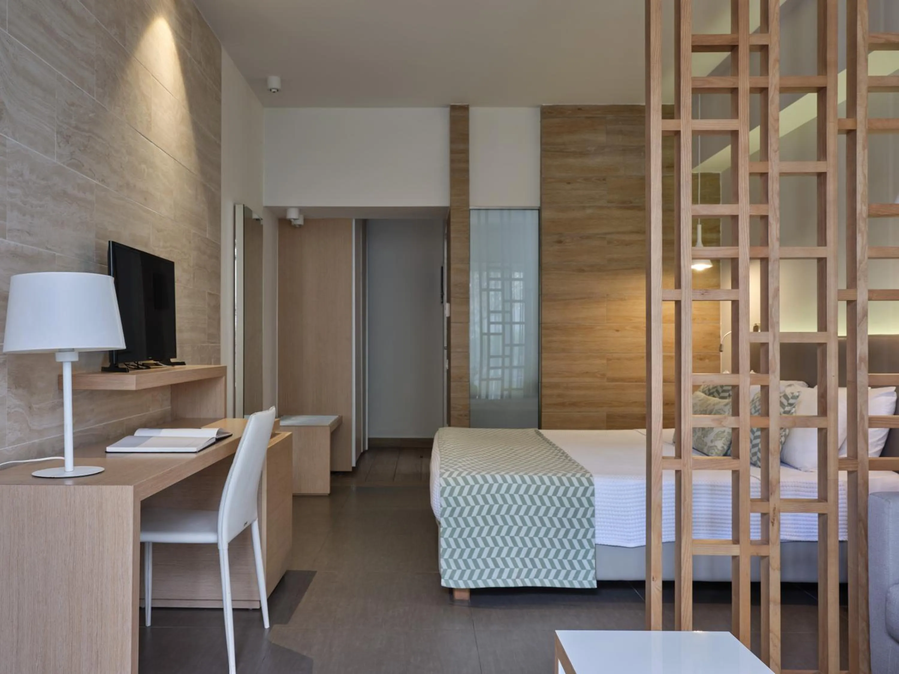 Photo of the whole room, Bed in Atlantica Mikri Poli Rhodes