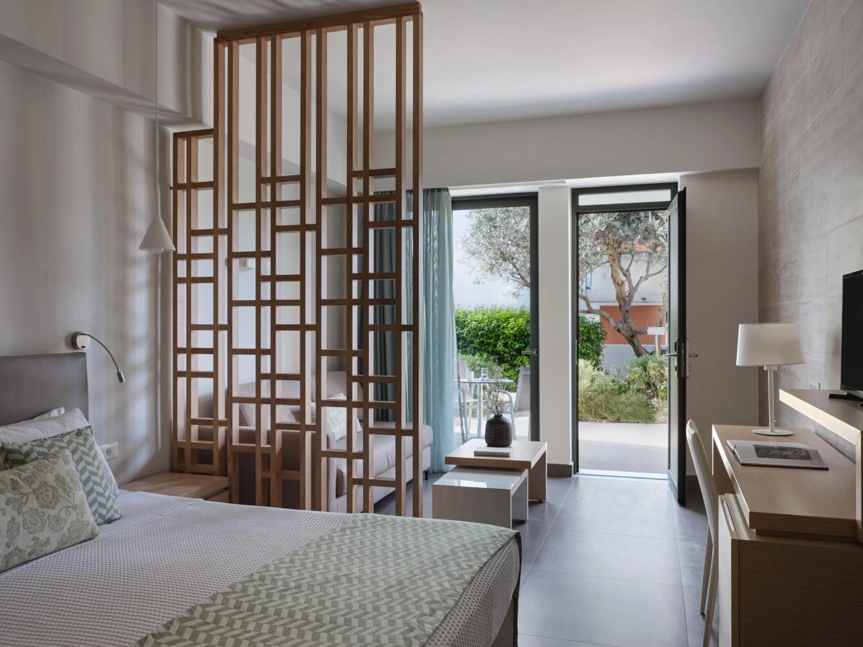 Photo of the whole room, Bed in Atlantica Mikri Poli Rhodes