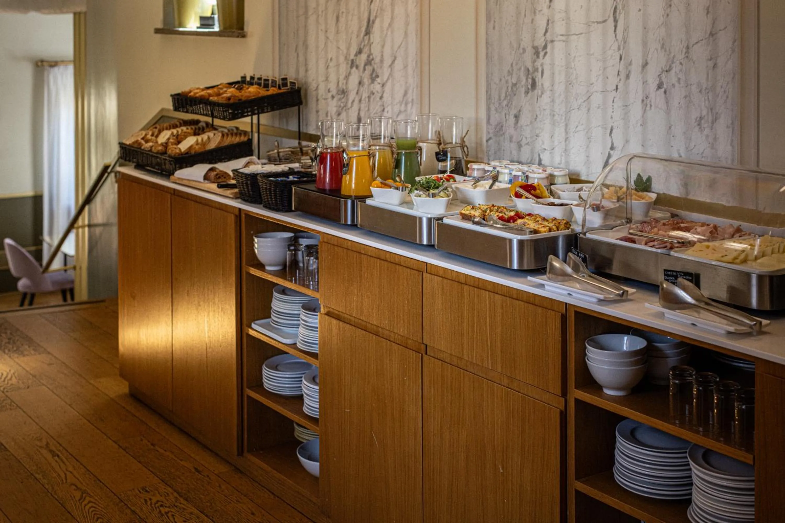 Food and drinks in 9Hotel Cesari