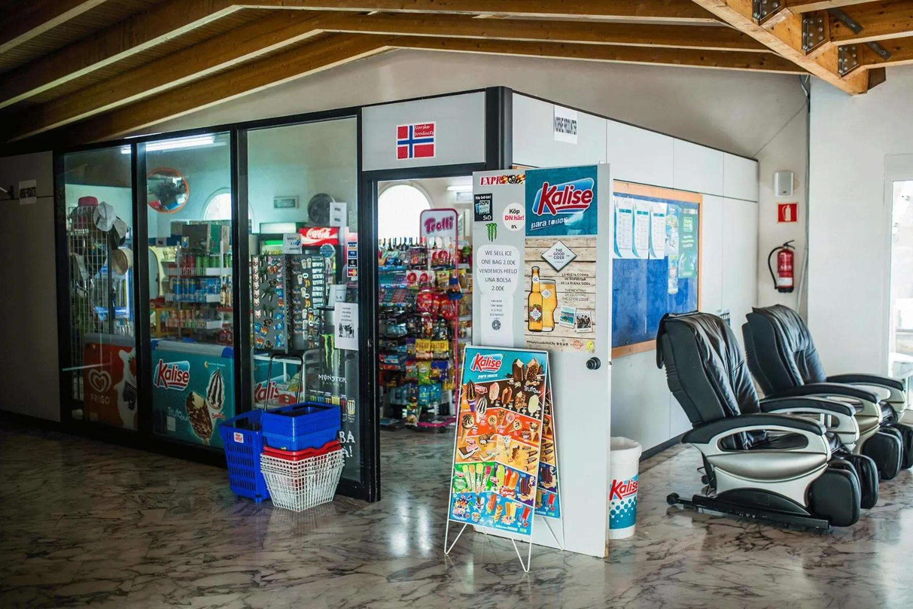 Shopping Area in Servatur Terrazamar Sun Suite