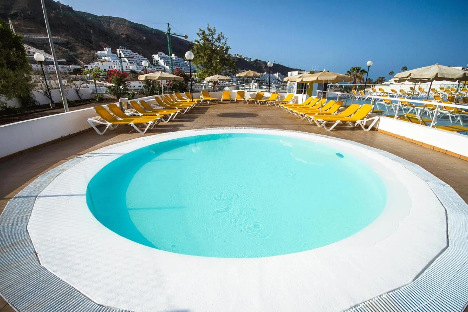 Swimming pool in Servatur Terrazamar Sun Suite