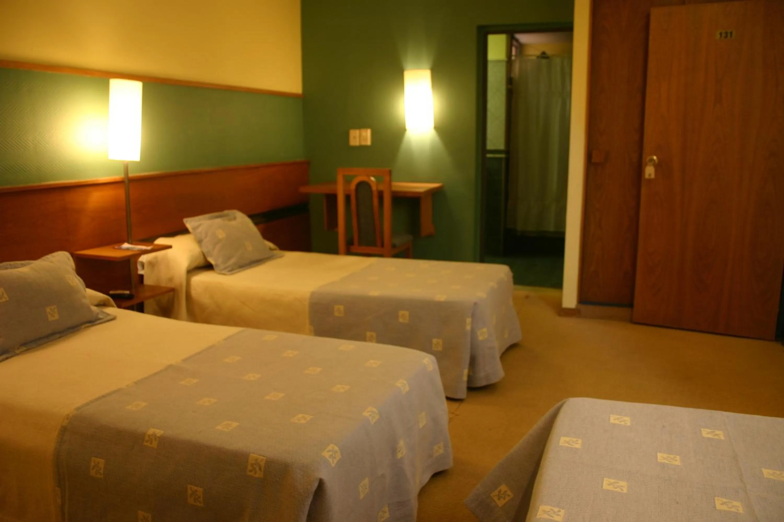 Bedroom, Bed in Hotel Cordon Del Plata