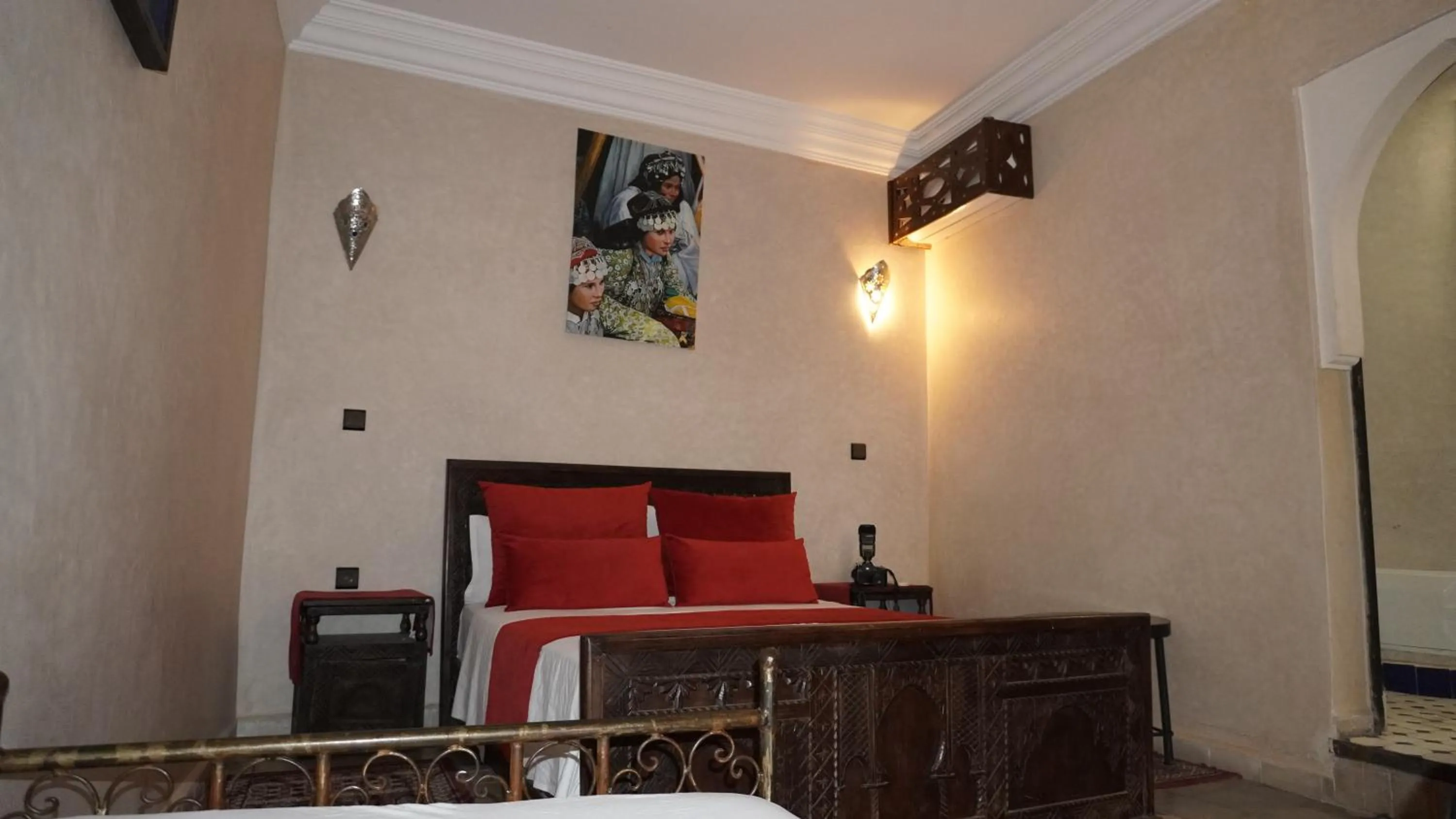 Bedroom, Bed in Riad Saida Atlas