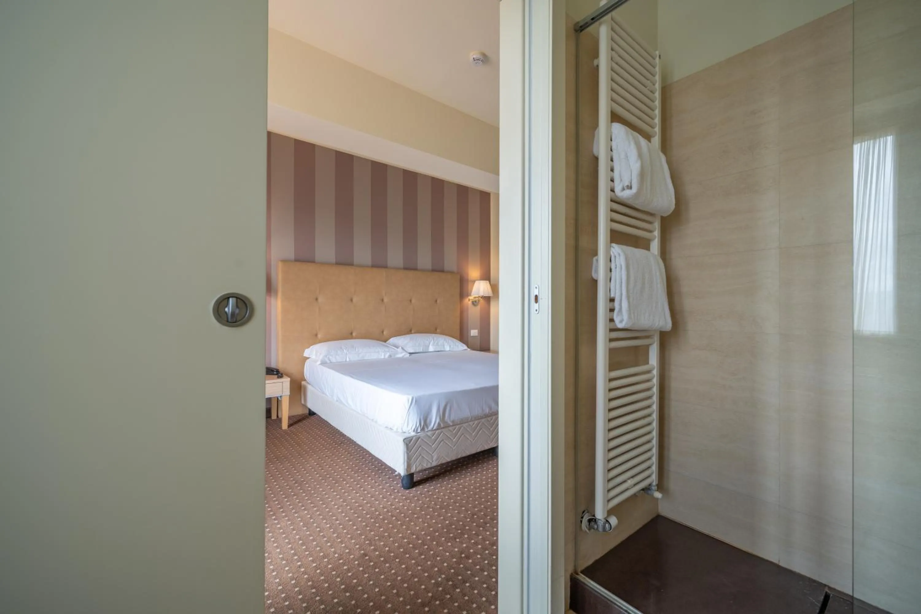 Bedroom, Bed in Fortebraccio