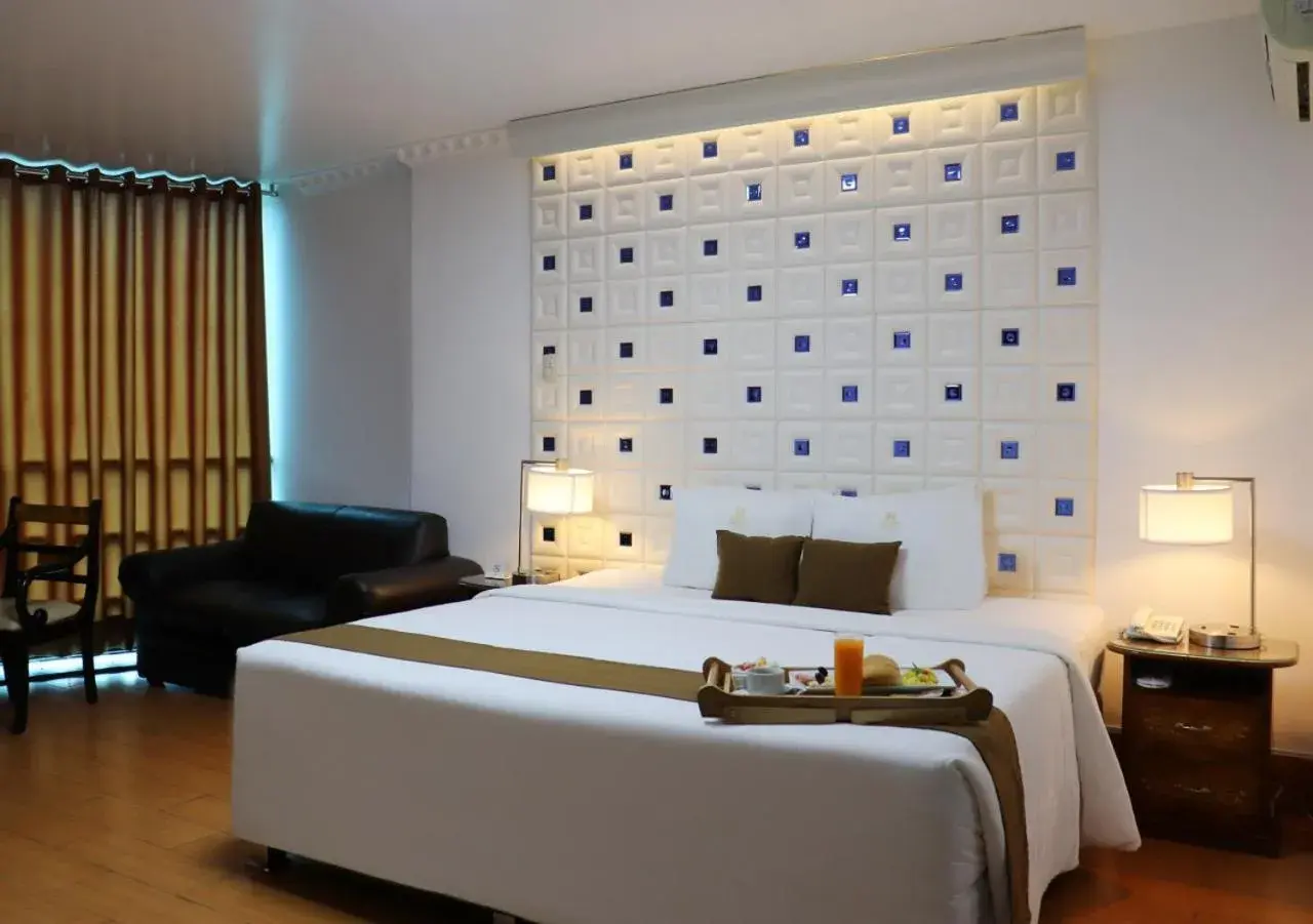 Executive Suite in Inkari Suites Hotel Executive Suite in Inkari Suites Hotel