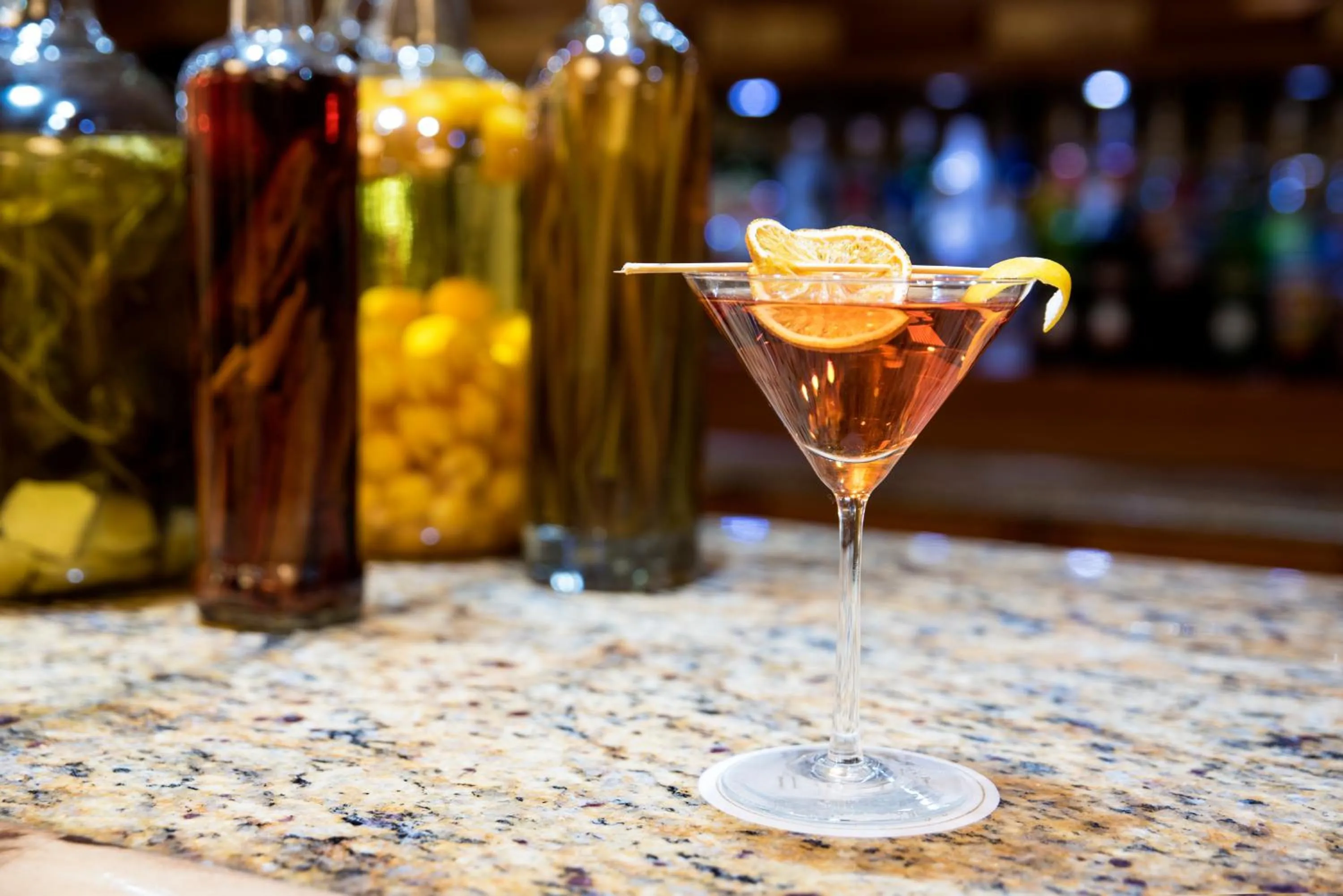 Lounge or bar in Inkari Suites Hotel