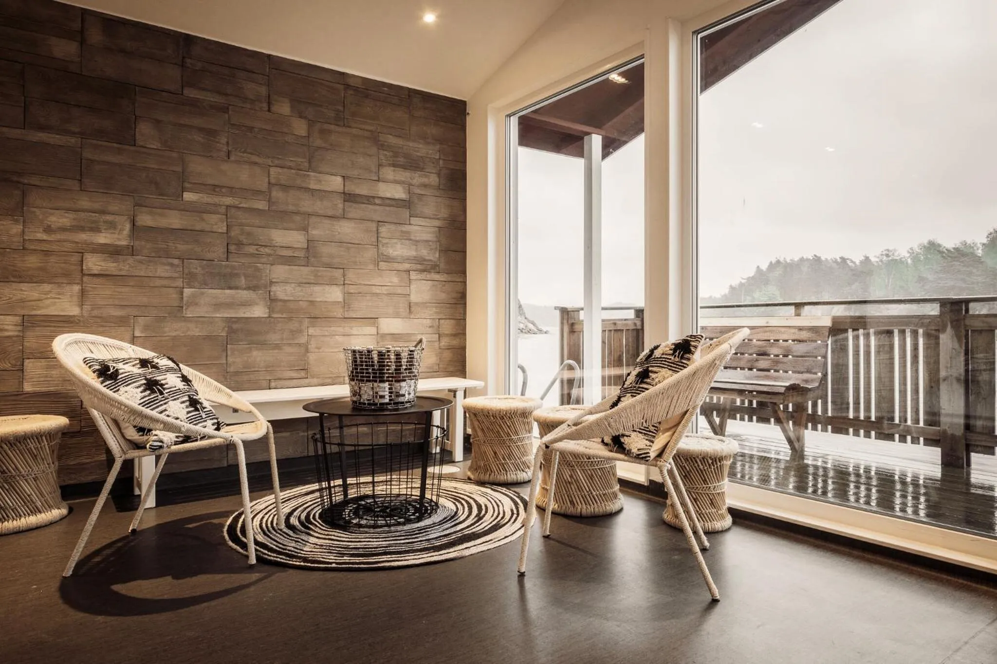 Day in Destination Bokenäset