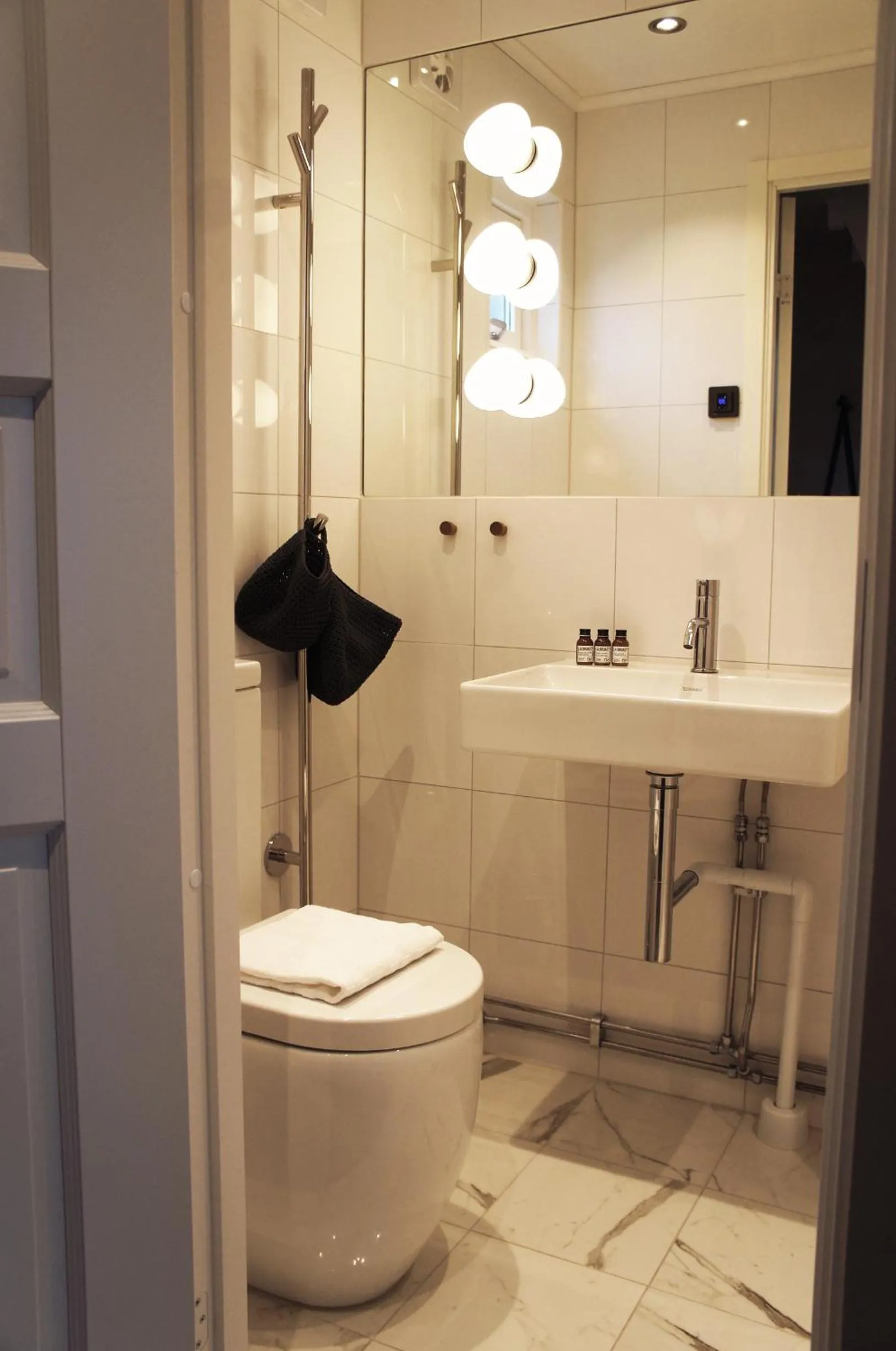 Shower in Destination Bokenäset