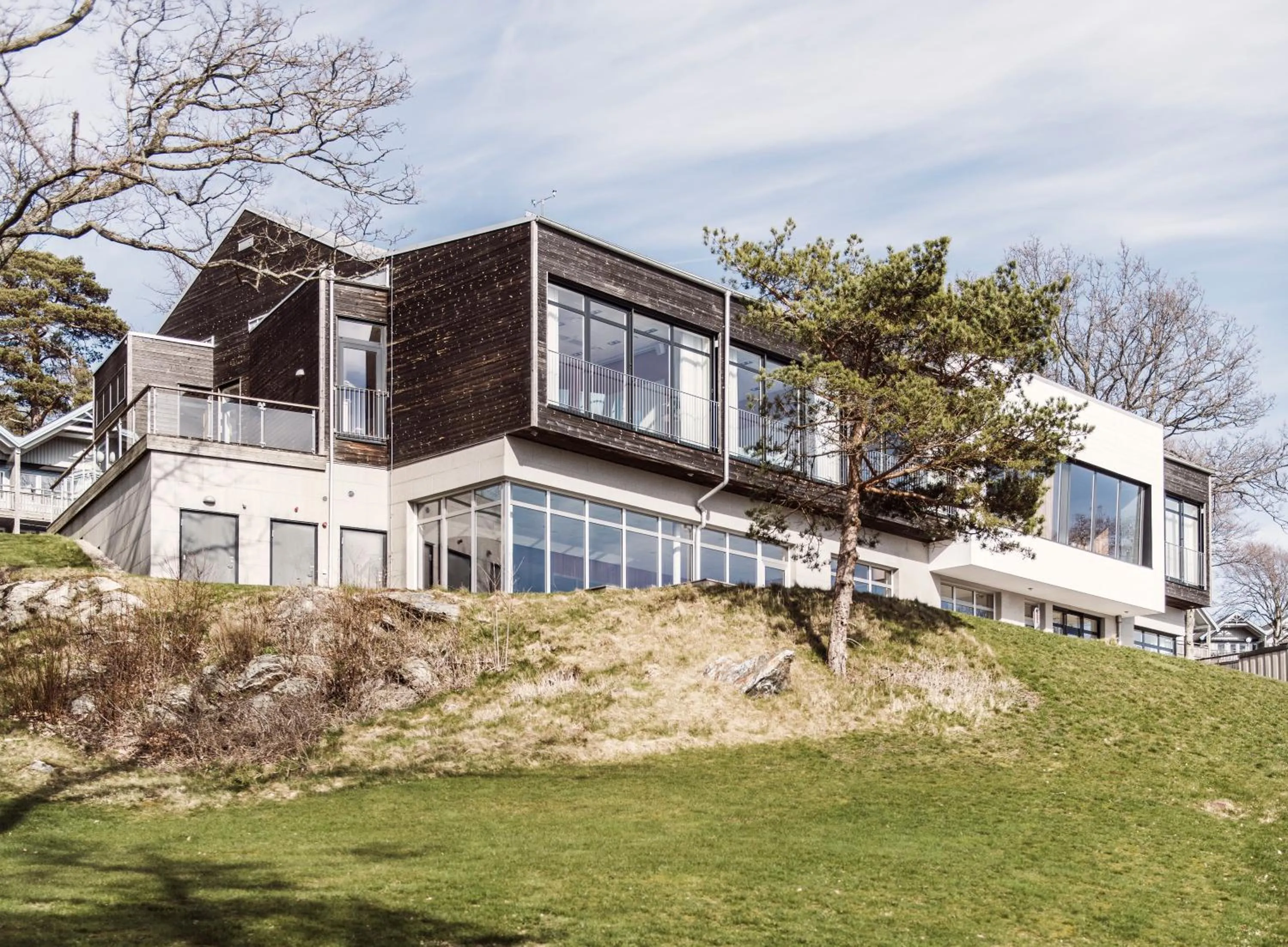 Property building in Destination Bokenäset