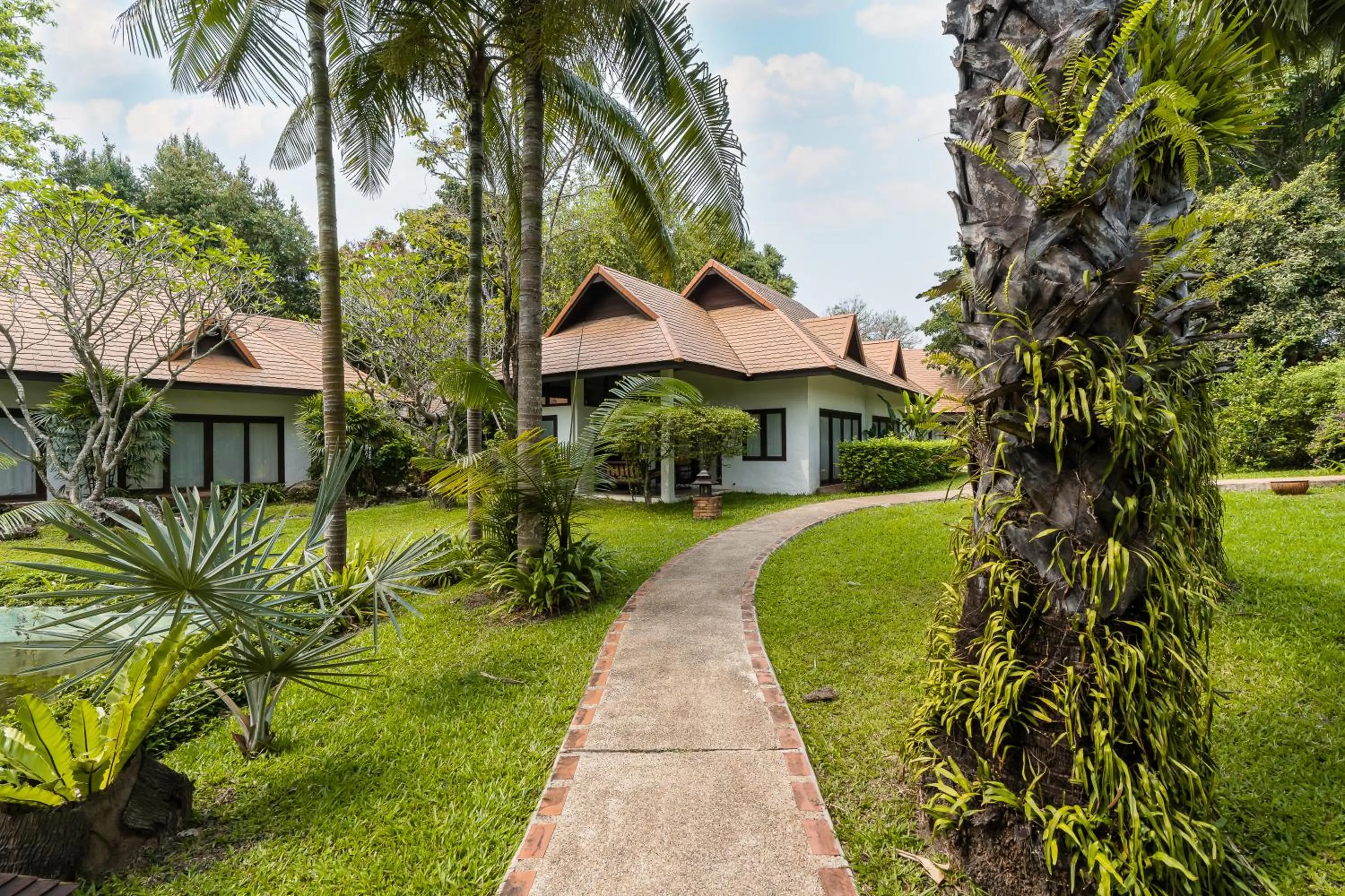 Garden view in The Legend Chiang Rai Boutique River Resort & Spa