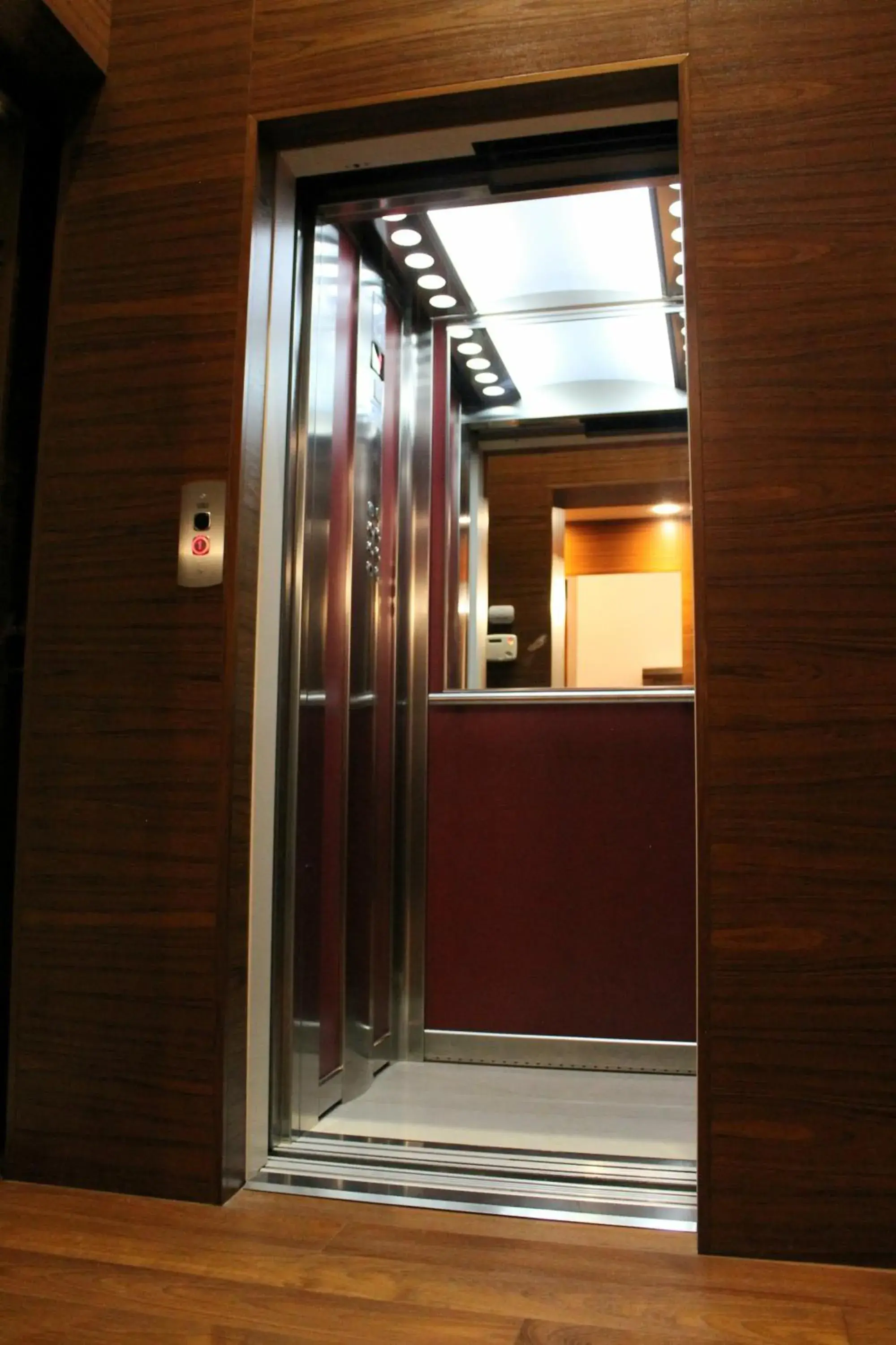 Deluxe Double or Twin Room in OroVerde Rooms & Suite nel cuore di Trani Deluxe Double or Twin Room in OroVerde Rooms & Suite nel cuore di Trani