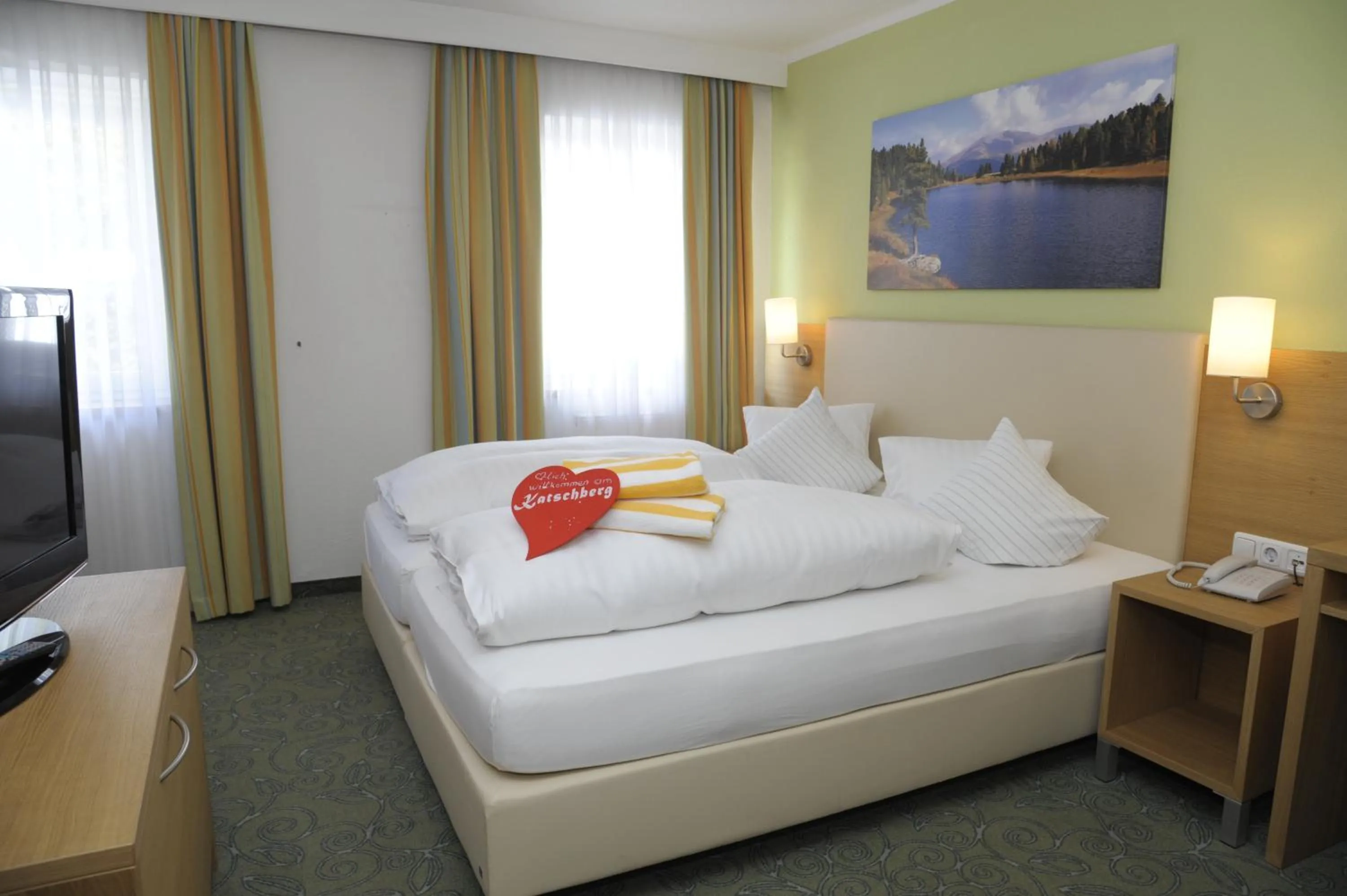 Day, Bed in Familienhotel Hinteregger