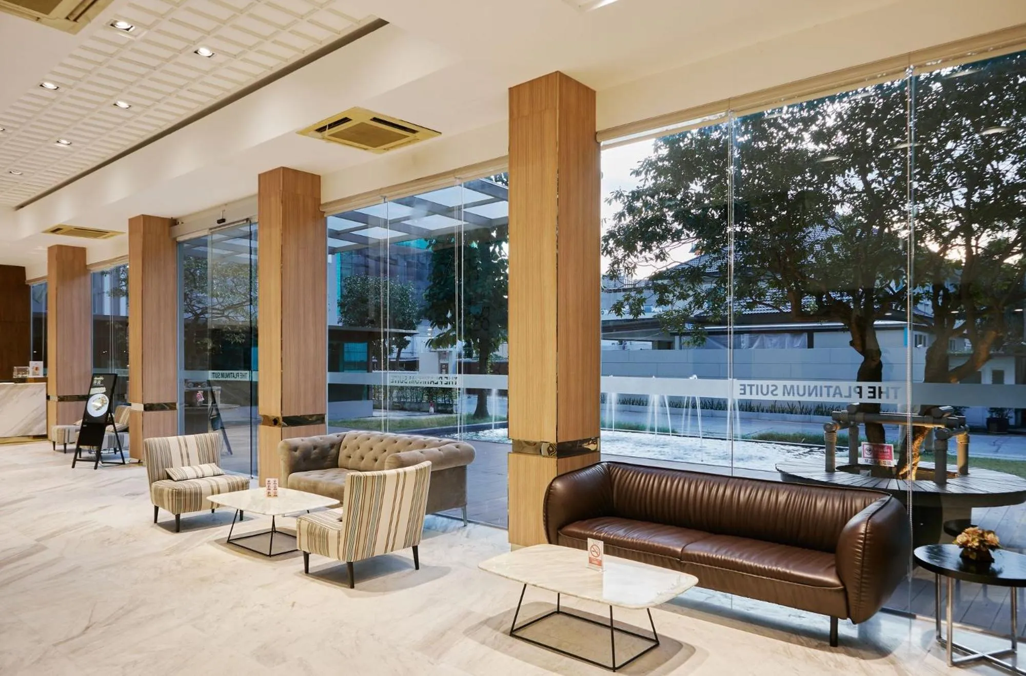 Seating area in Sunday Platinum Suites