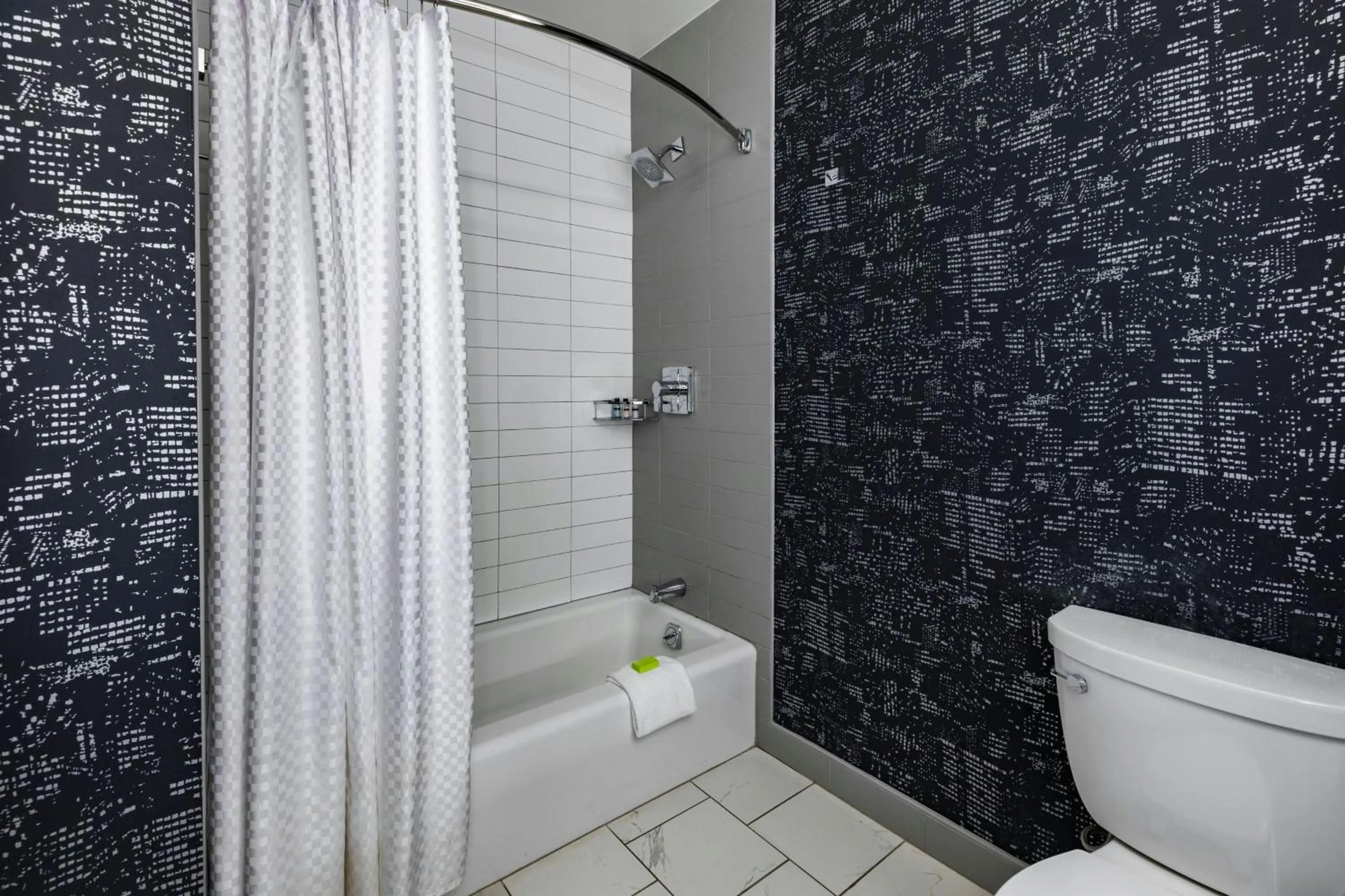 Photo of the whole room in Le Meridien Houston Downtown