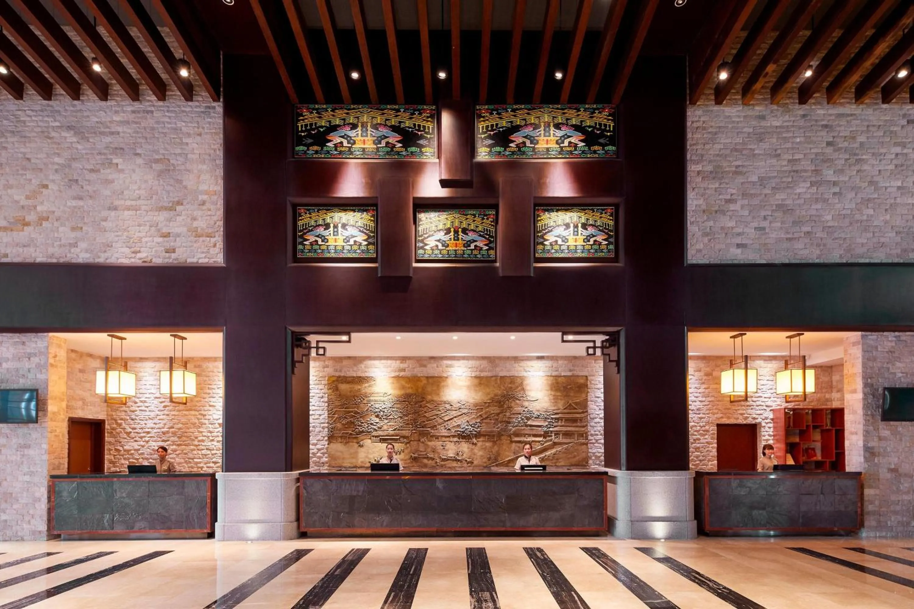 Lobby or reception in Four Points by Sheraton Danzhou