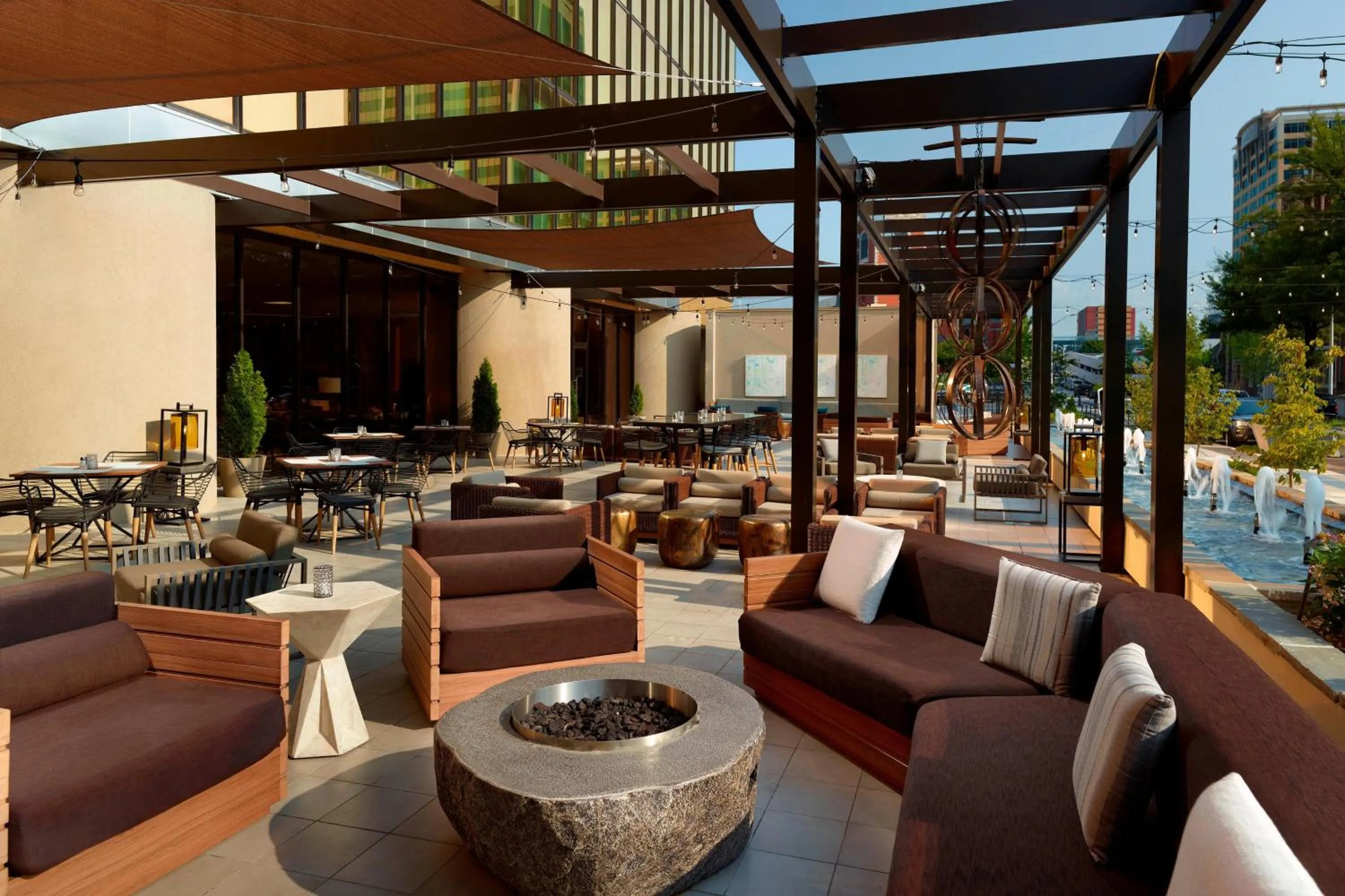 Restaurant/places to eat in The Westin Chattanooga