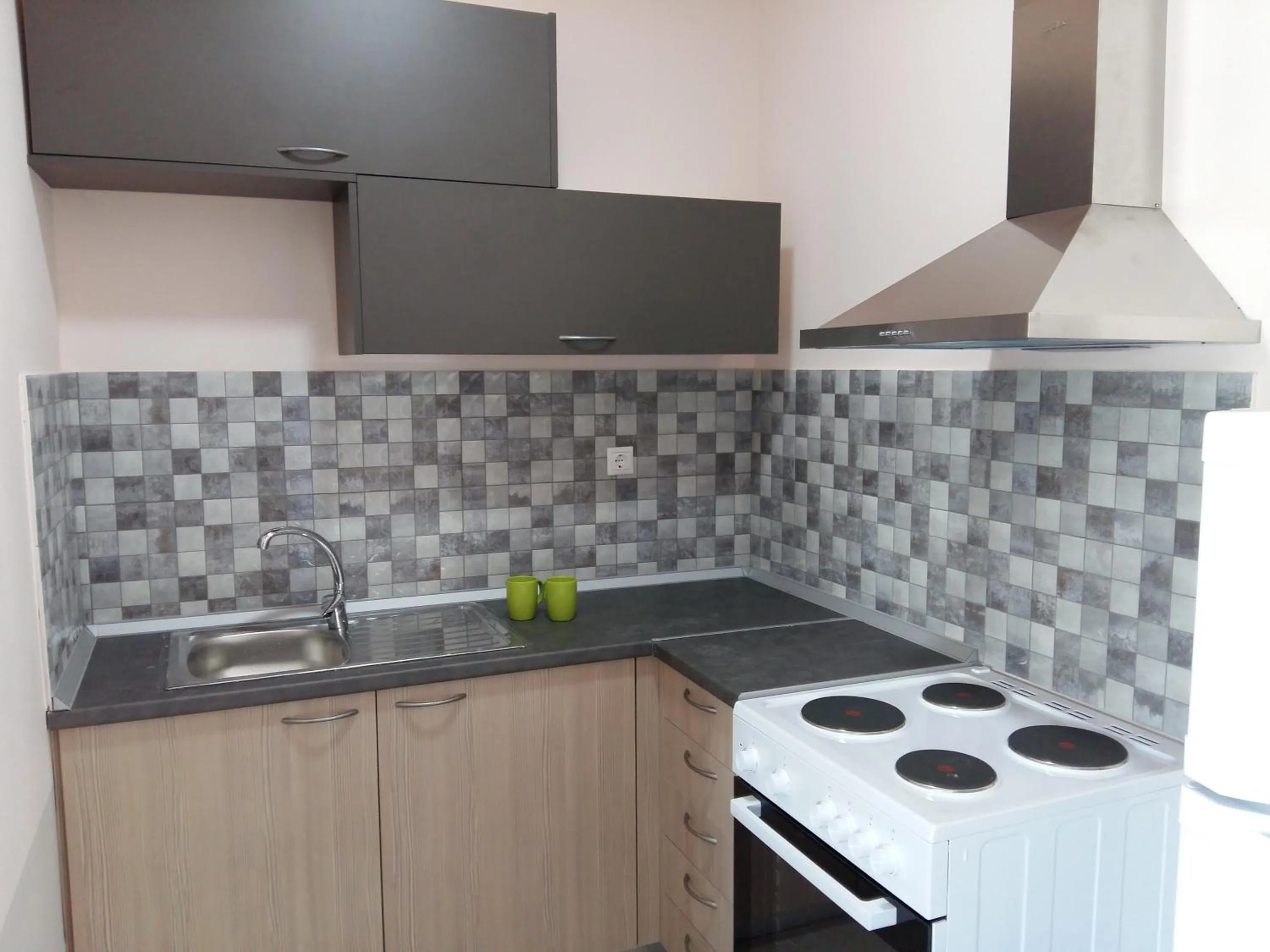 Coffee/tea facilities in Petries Studios