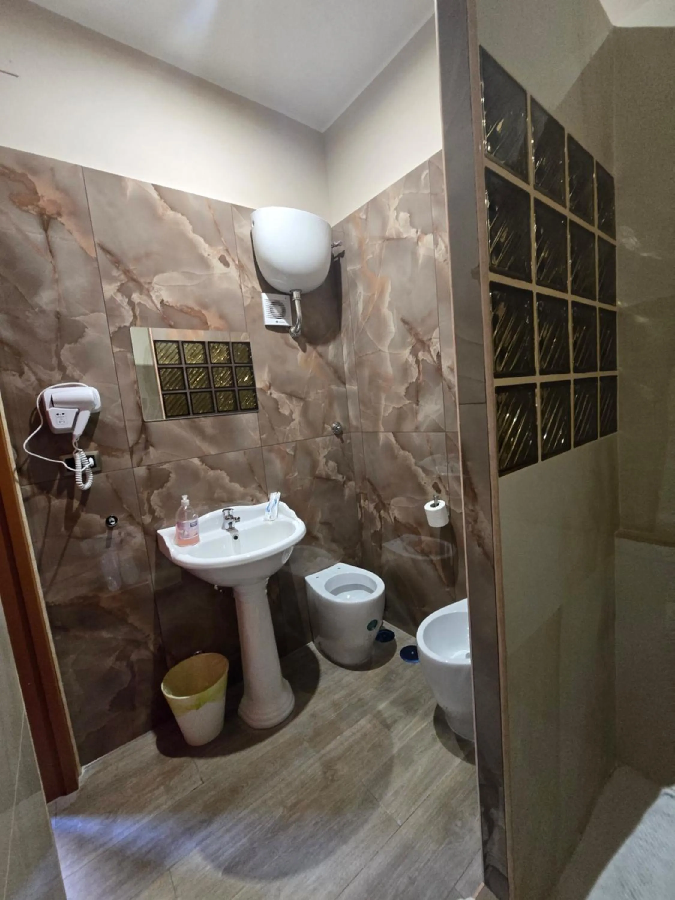 Bathroom in Hotel Iris