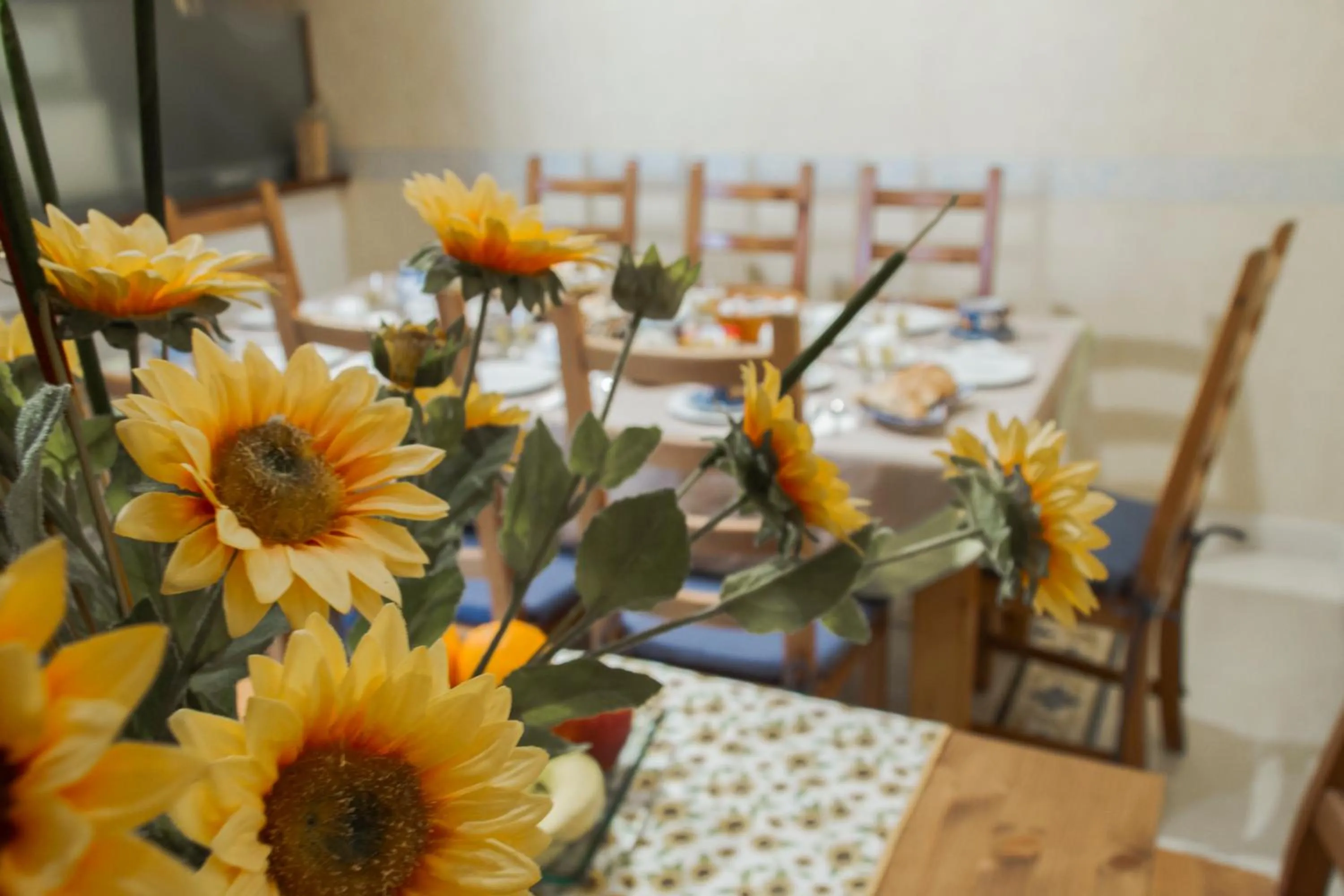 Dining area in B&B Bonapace Portanolana