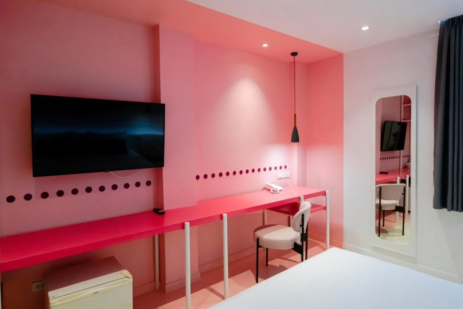 Photo of the whole room, Bed in Budacco The Living Place