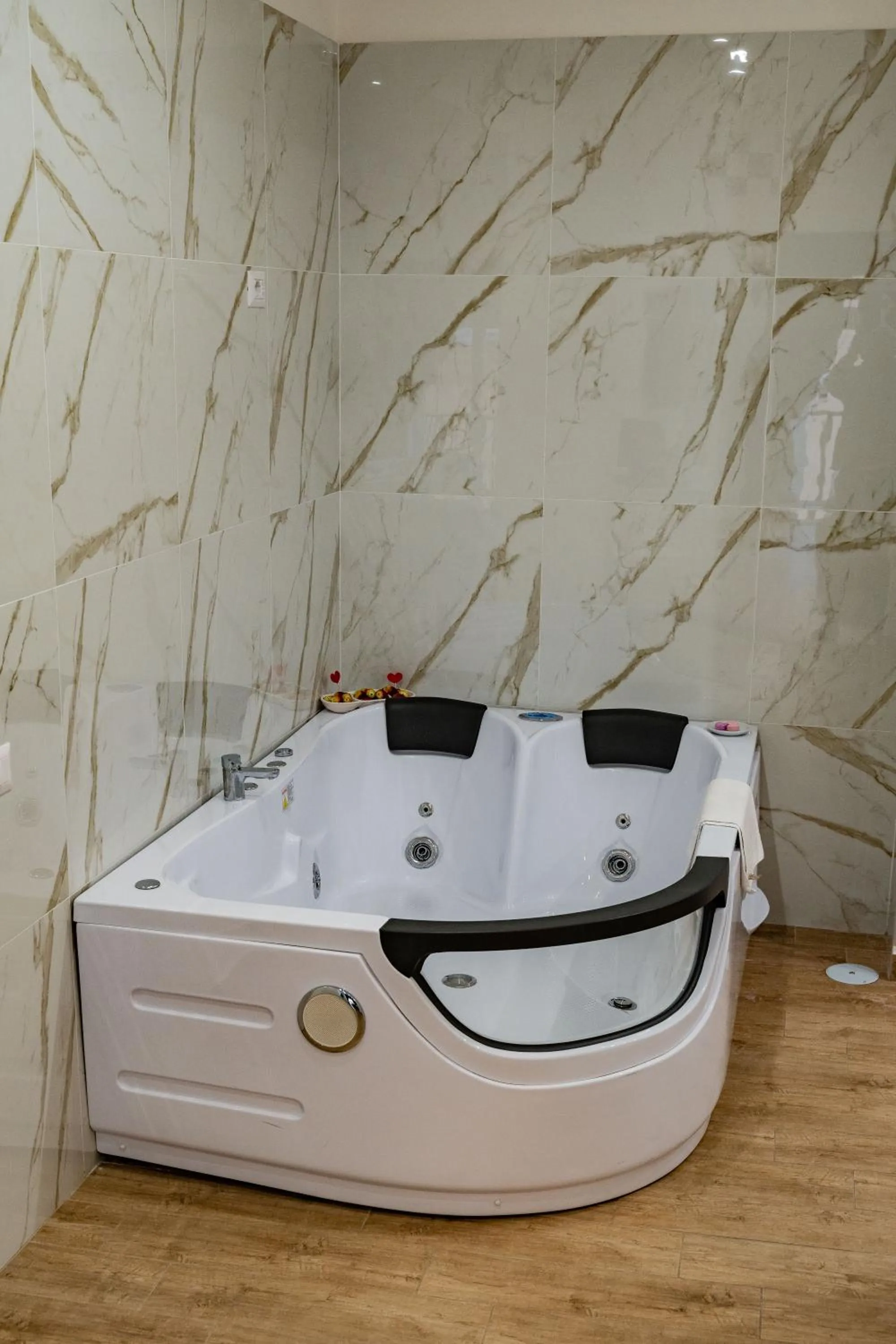 Hot Tub in Covo Degli Angioini