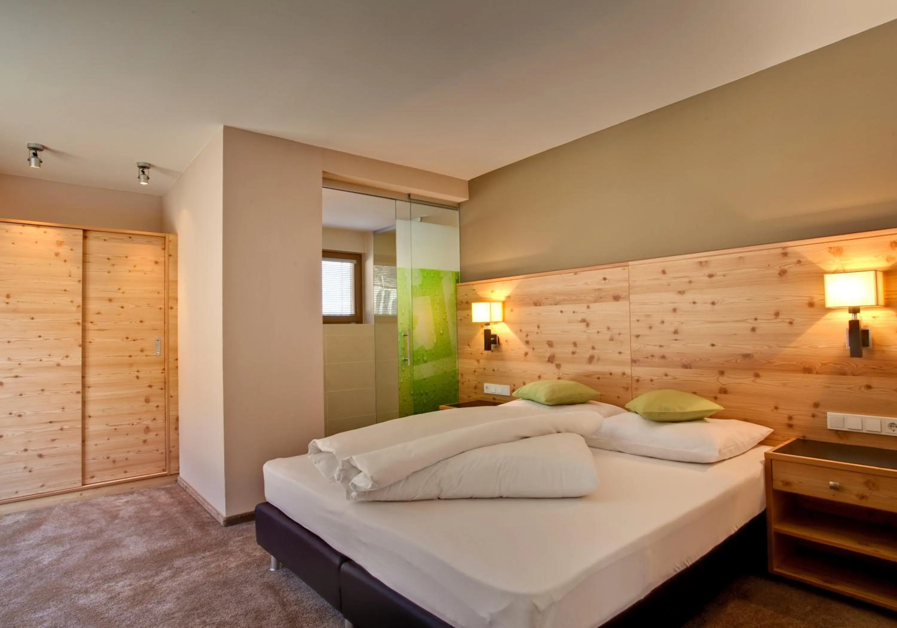 Bedroom, Bed in Hotel Bäckelar Wirt Superior