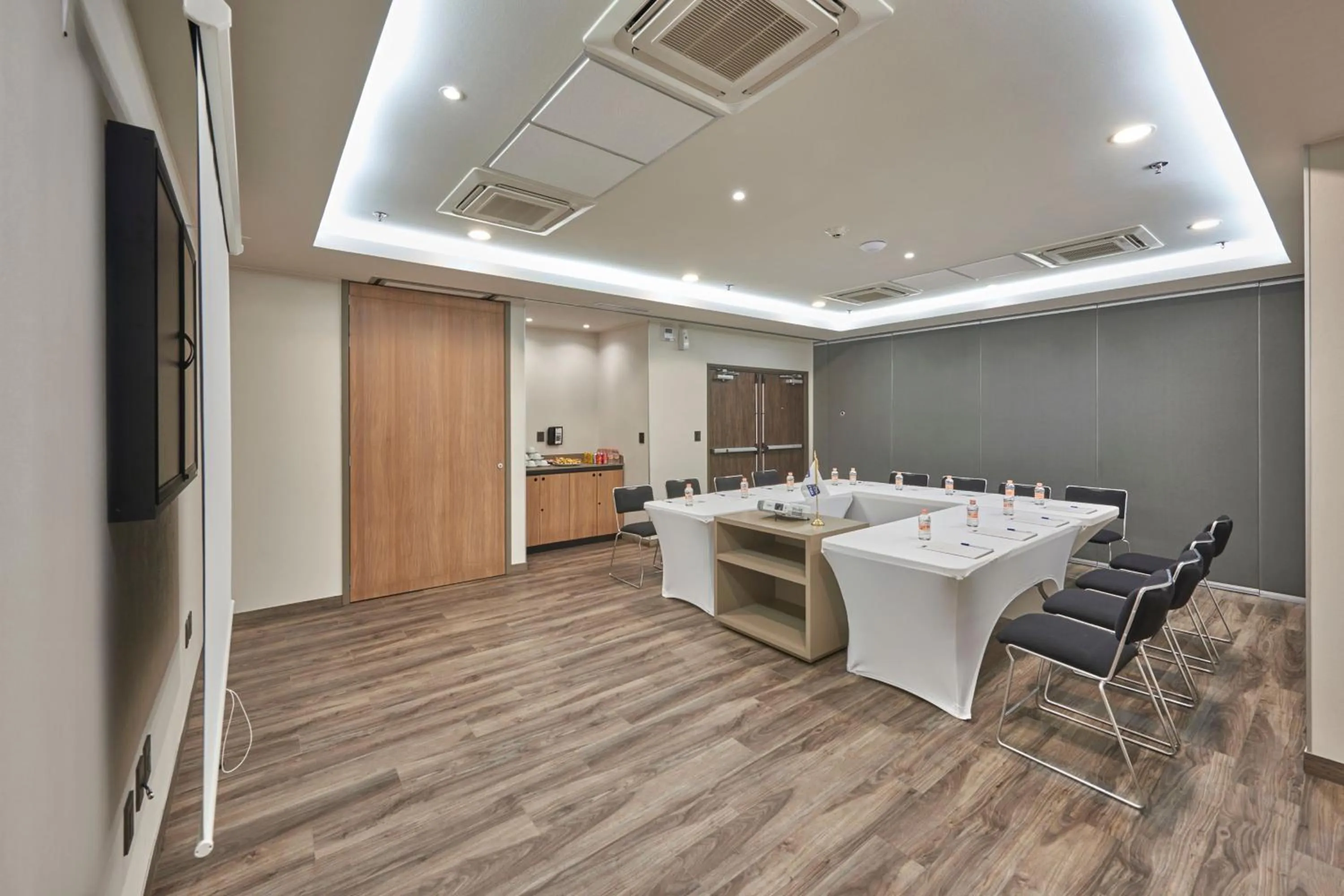 Meeting/conference room in City Express Plus by Marriott Puerto Vallarta