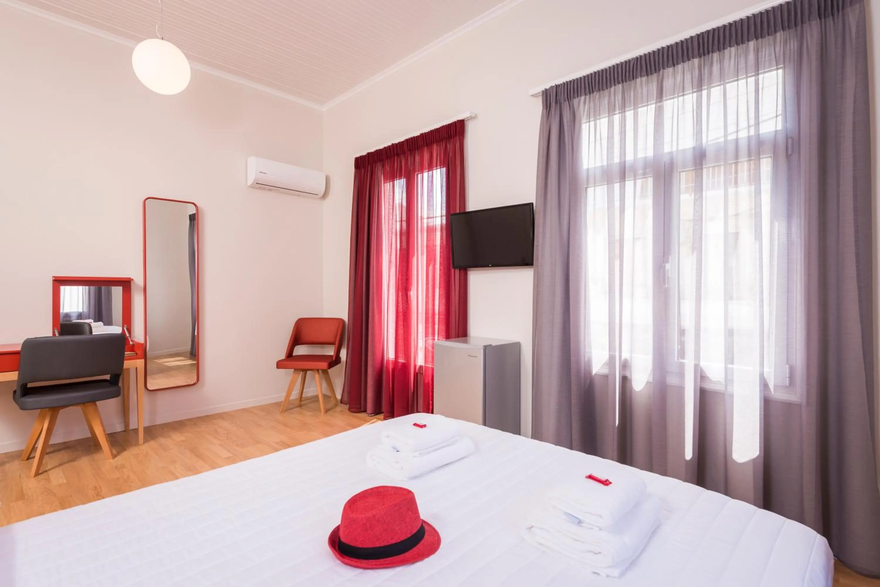 Bed in TheJoy City Suites