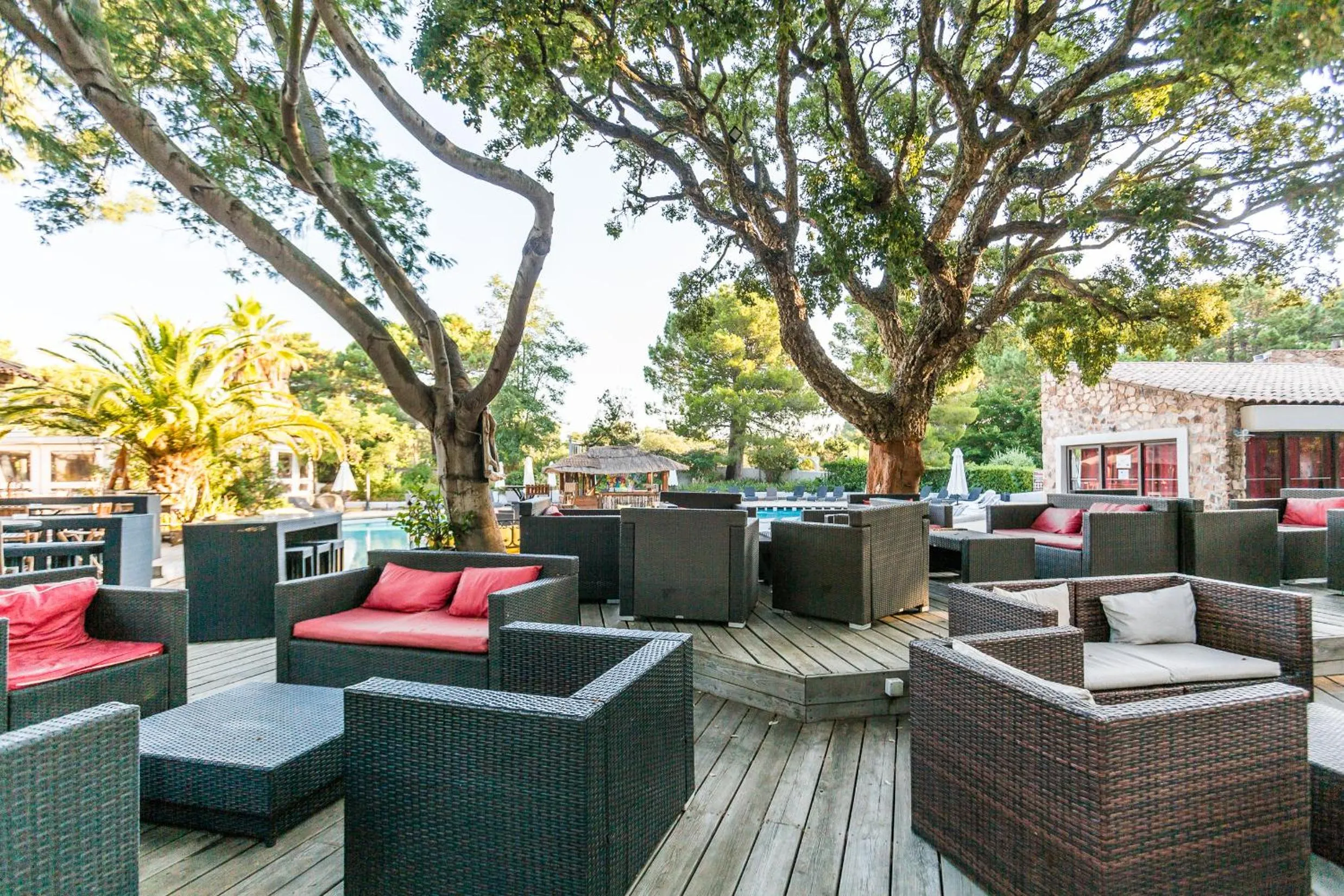 Restaurant/places to eat in Kilina