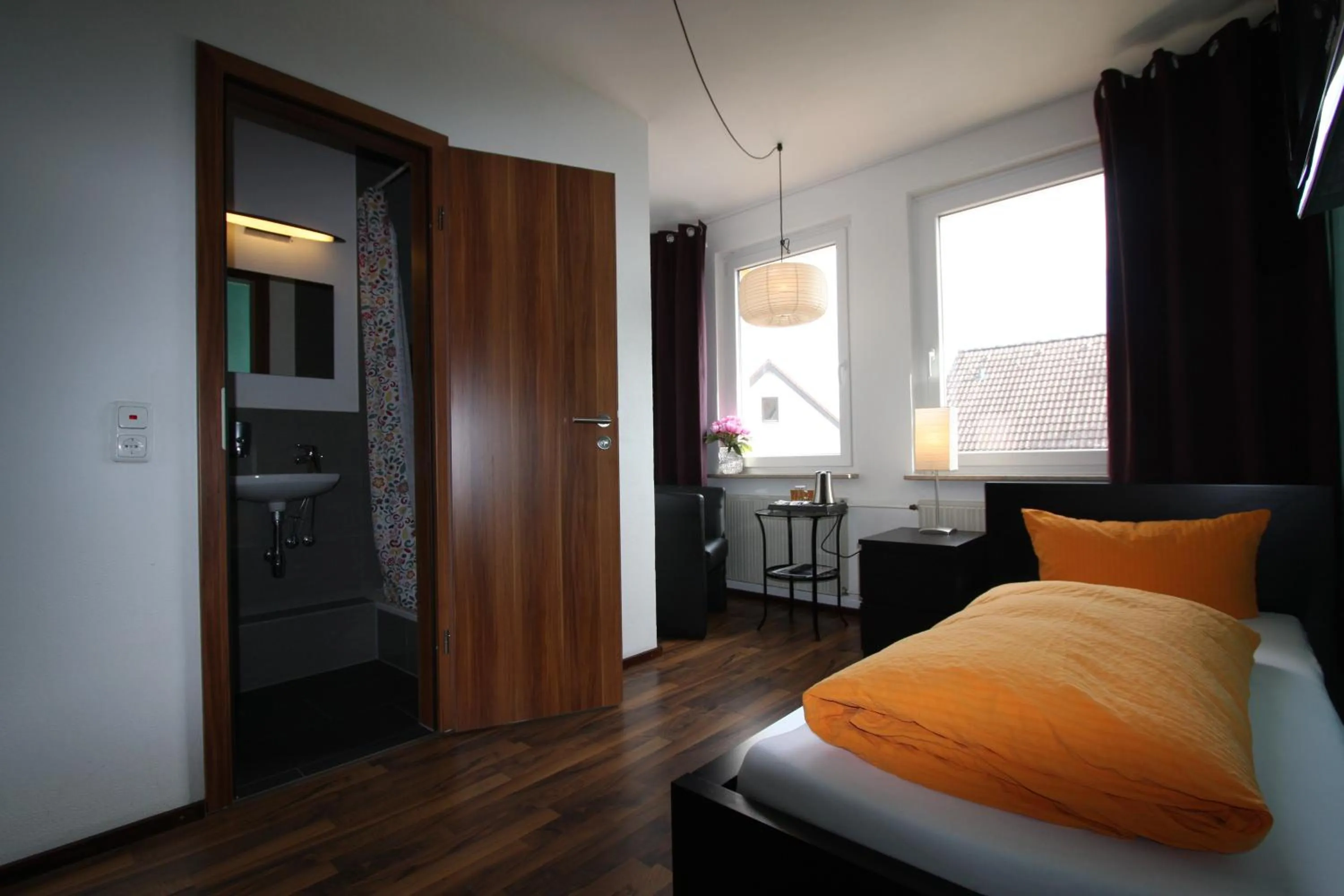 Photo of the whole room, Bed in Stadthotel Kleiner Berg