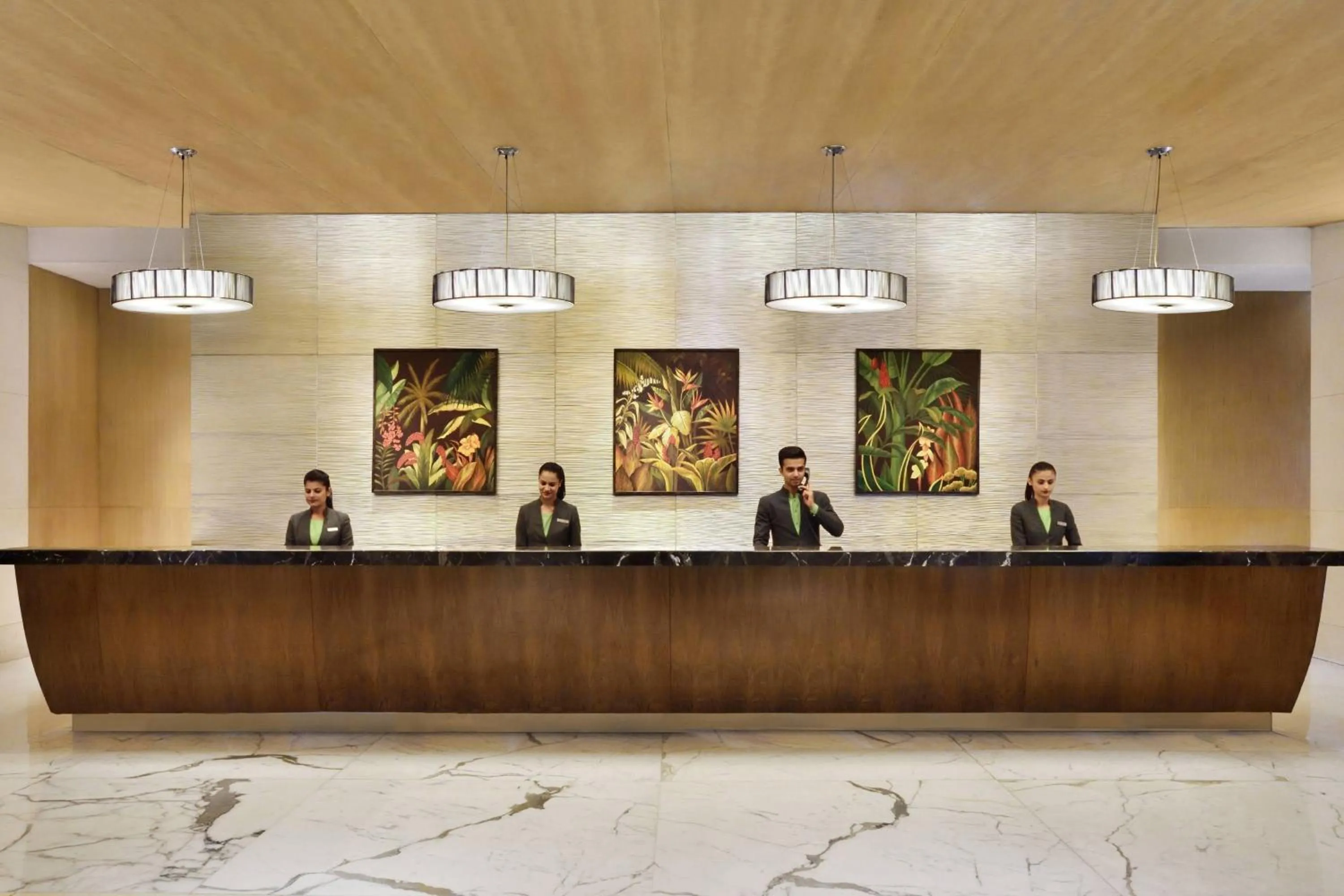 Lobby or reception in Courtyard by Marriott Chennai