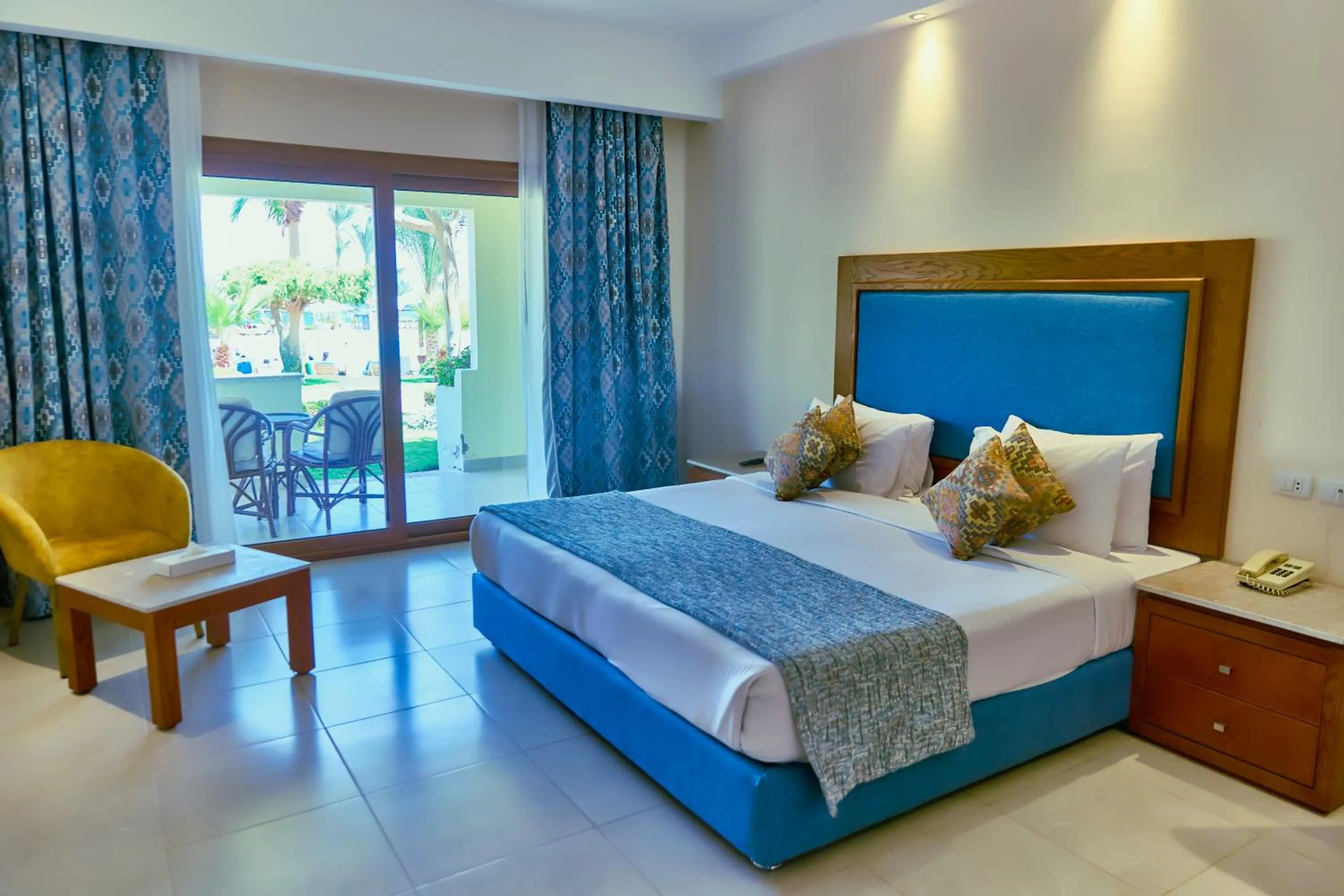 Bedroom, Bed in Tropitel Dahab Oasis