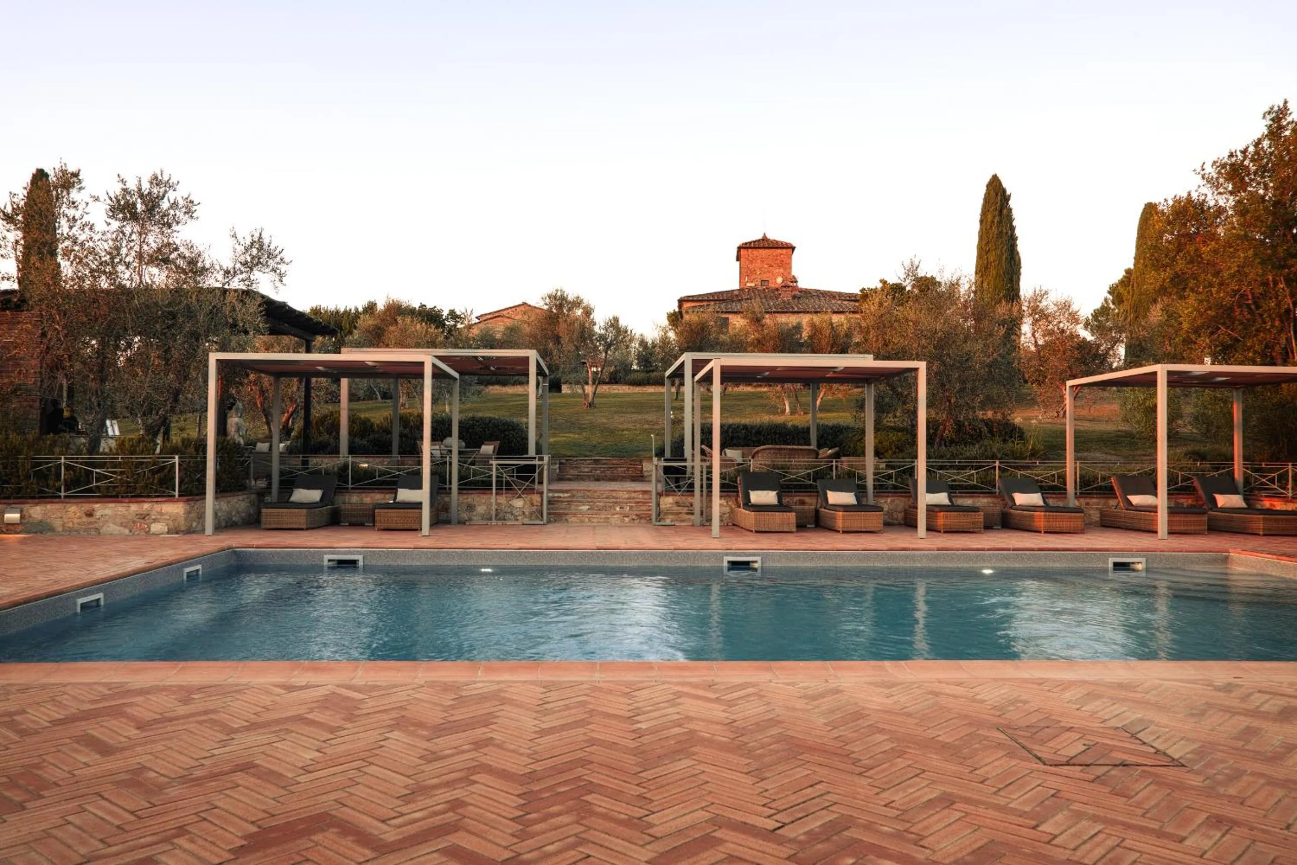 Swimming pool in Locanda Le Piazze