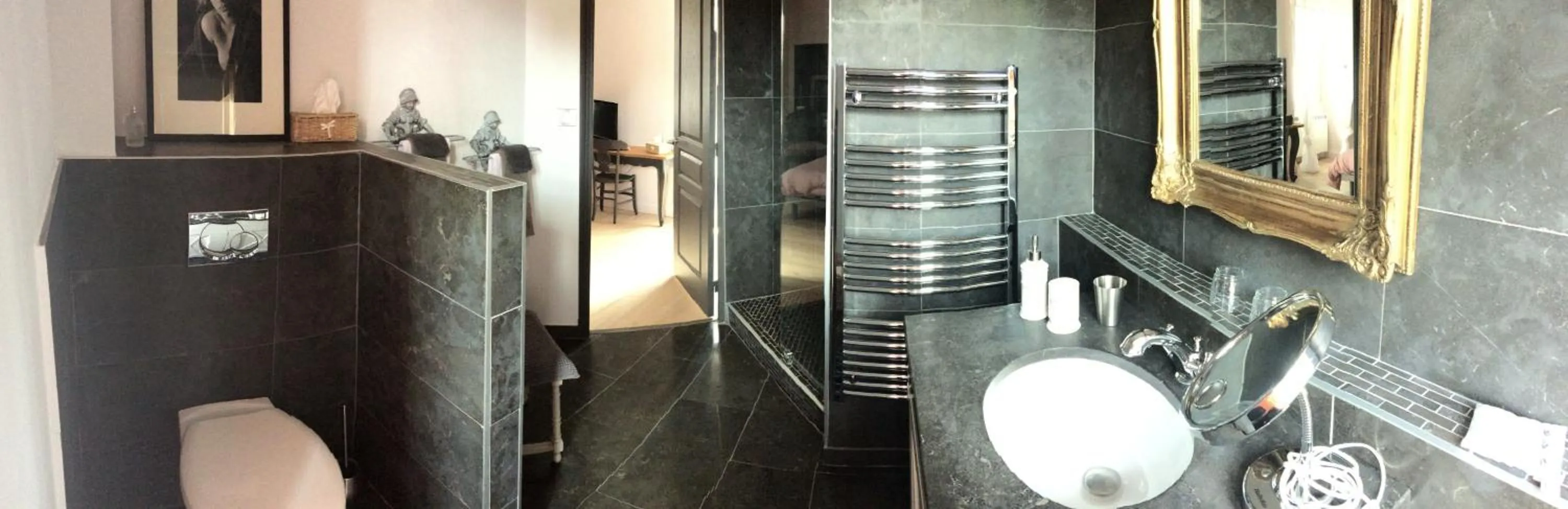 Bathroom in Le Couvent