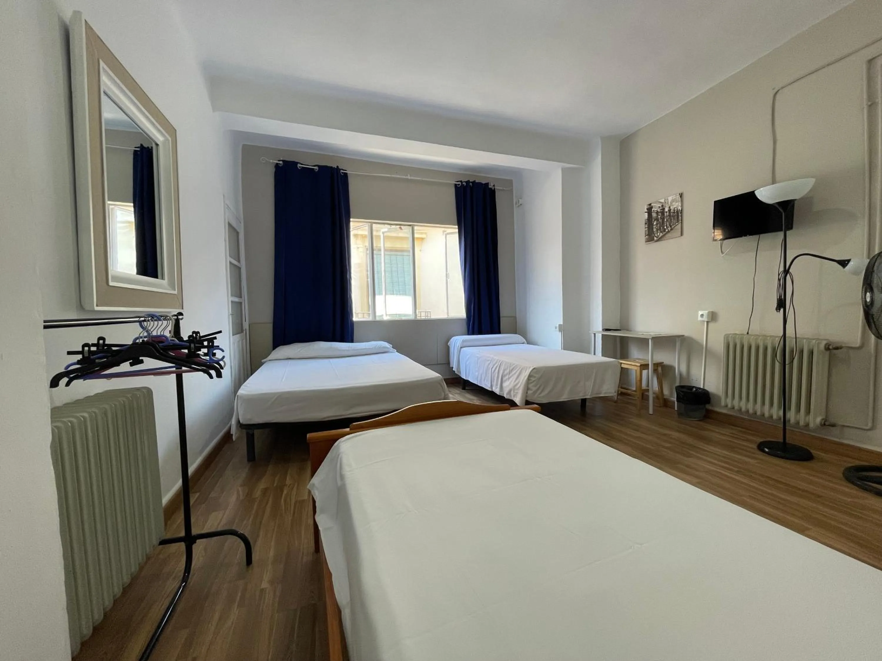 Bed in Pensión Duquesa Bed & Breakfast