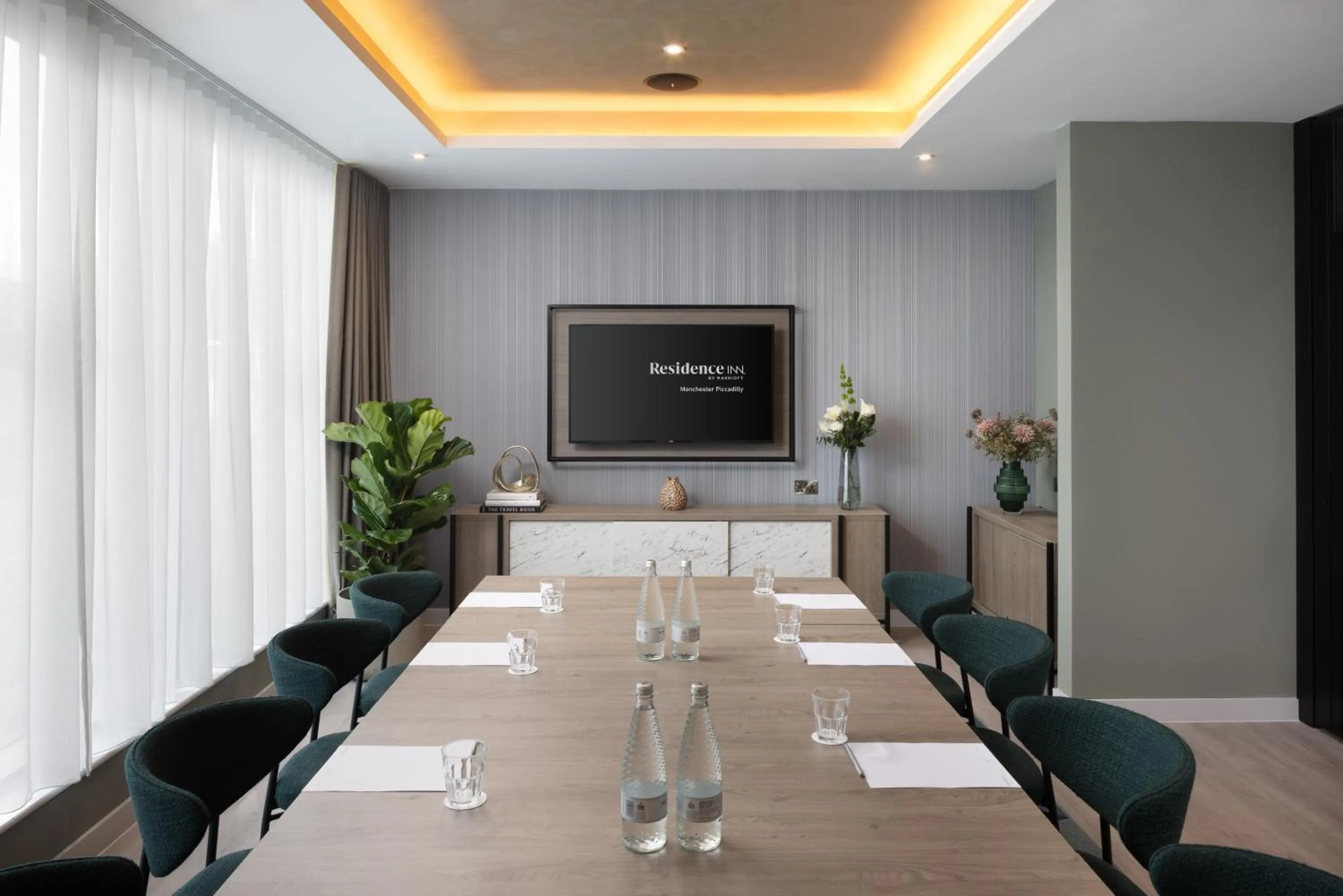Meeting/conference room in Residence Inn by Marriott Manchester Piccadilly