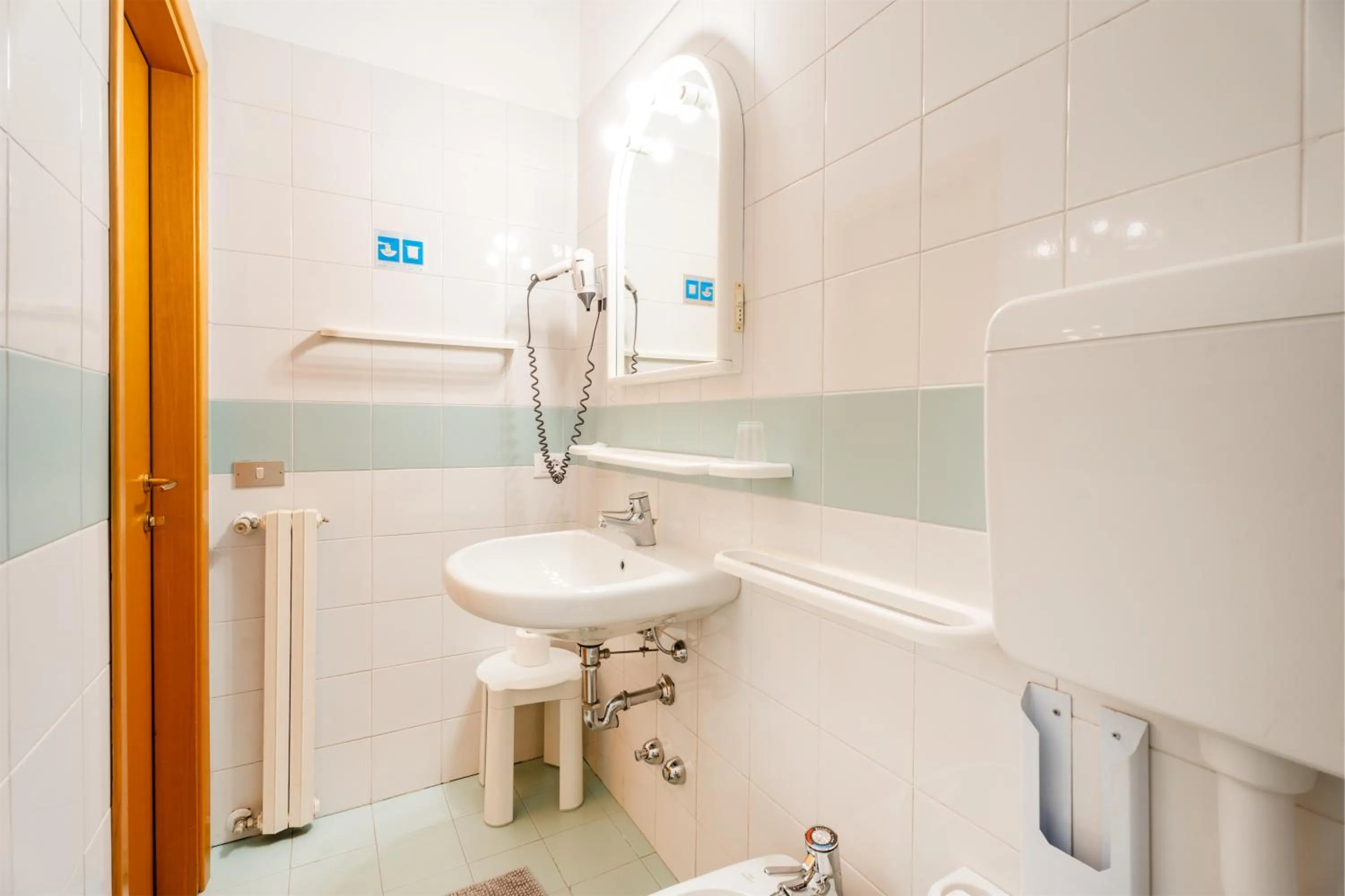 Shower in Hotel Al Castello