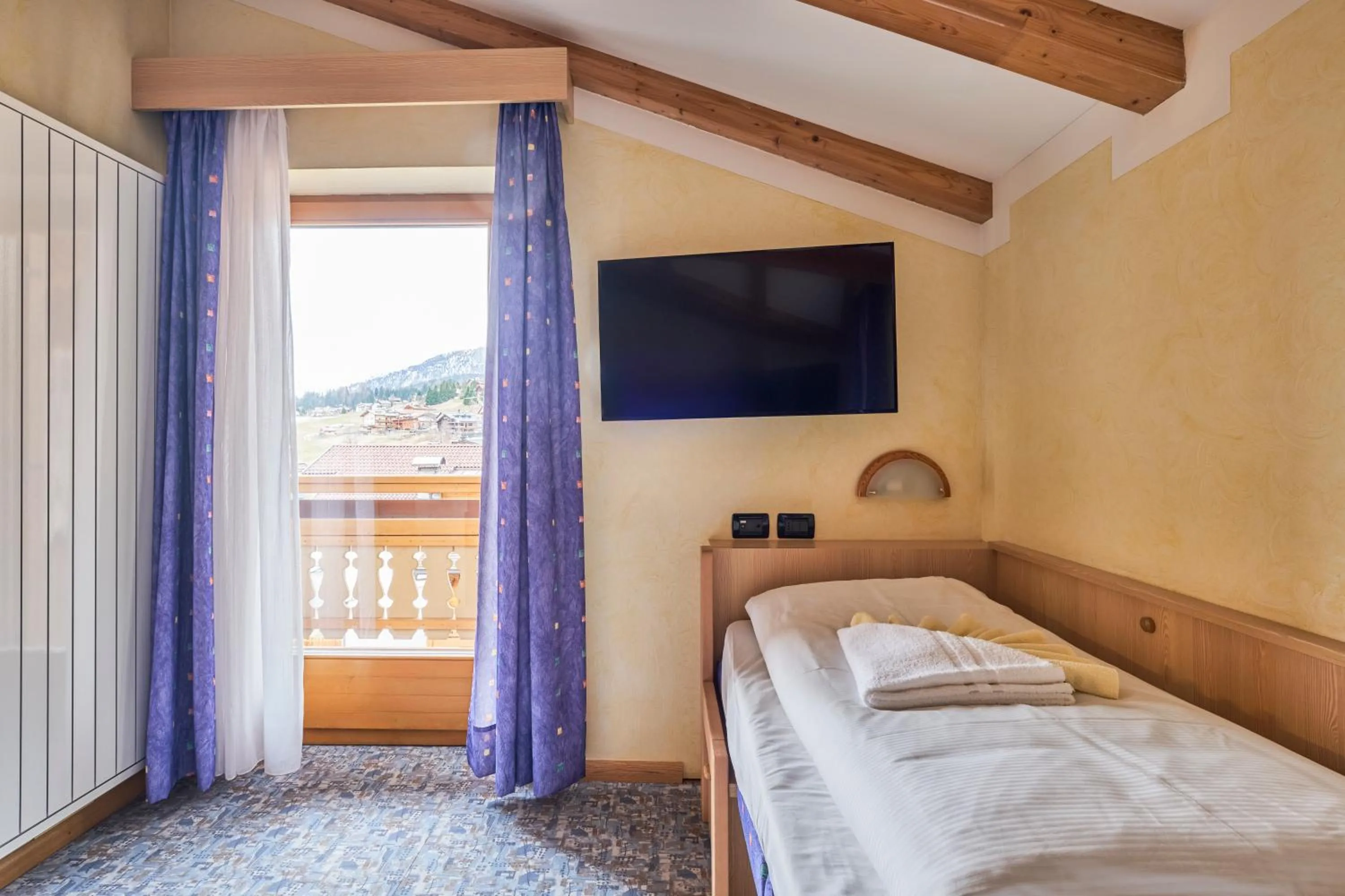 Bed in Berg Hotel Latemar Spitze