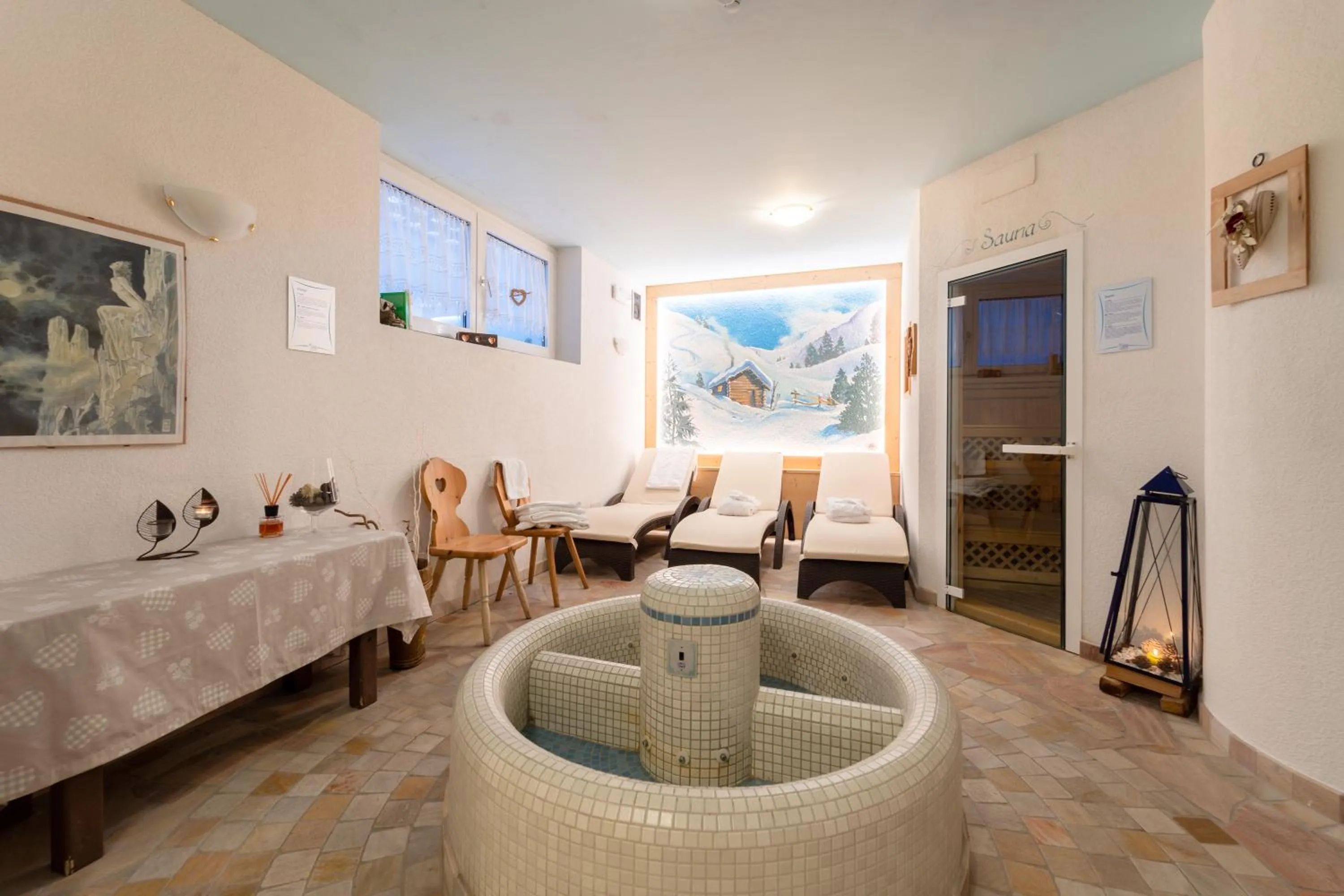 Sauna, Bed in Berg Hotel Latemar Spitze
