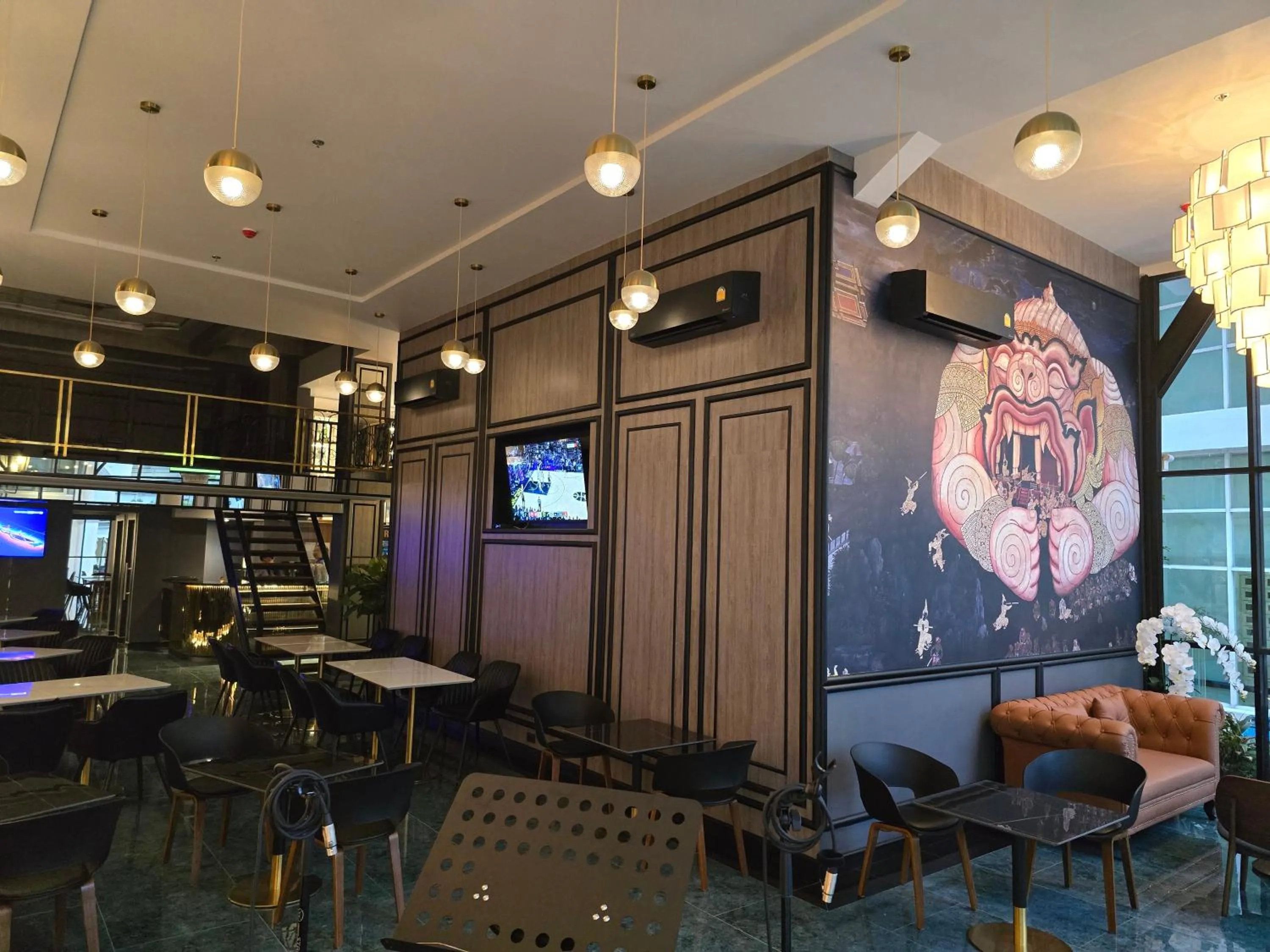 Lounge or bar in The Bless Hotel and Residence