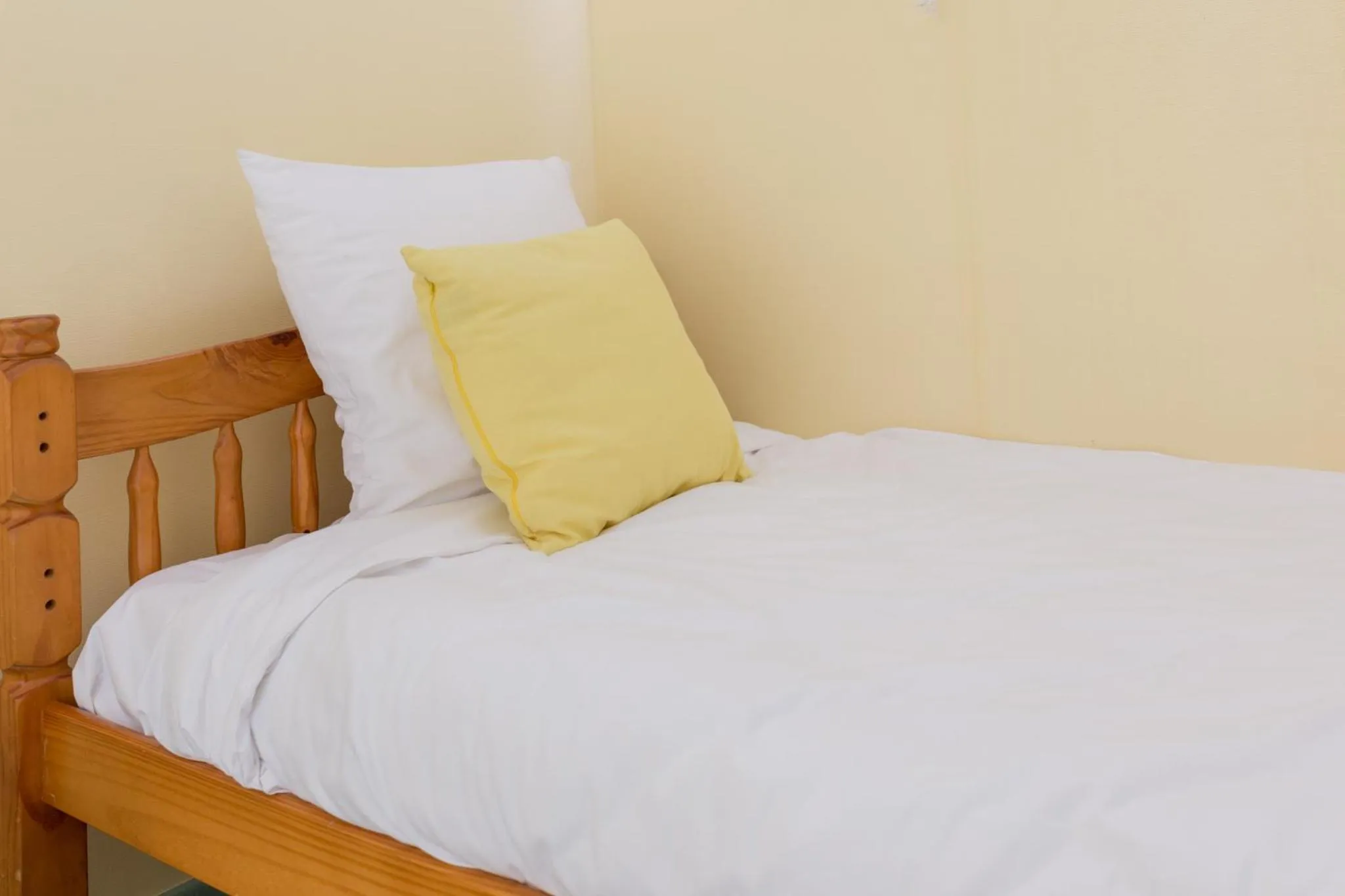 Bed in Logis Hotel Le Nuage