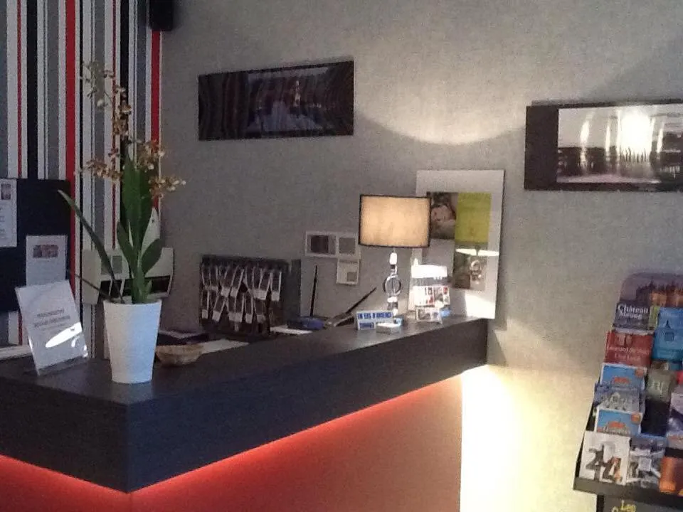 Lobby or reception in Logis Hotel Le Nuage