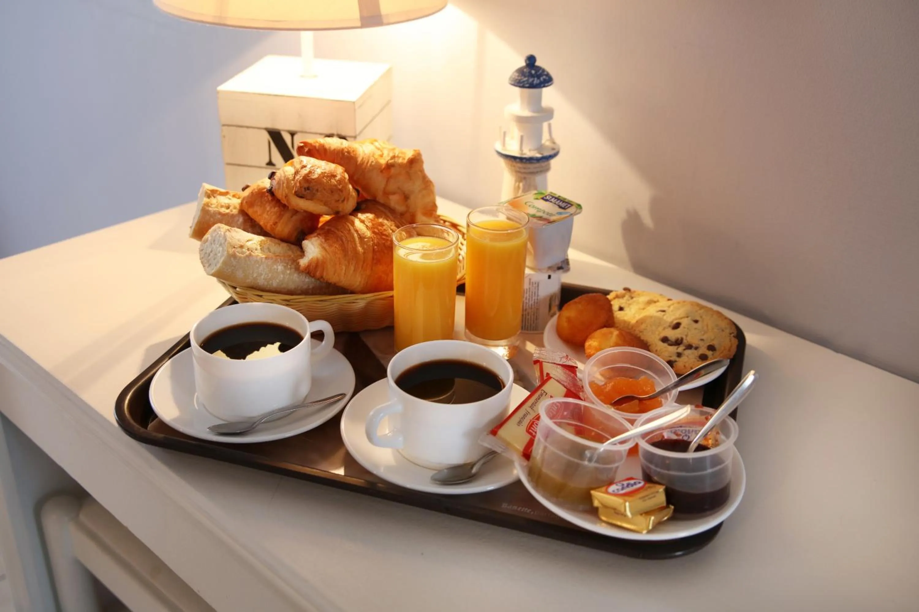 Breakfast in Logis Hotel Le Nuage