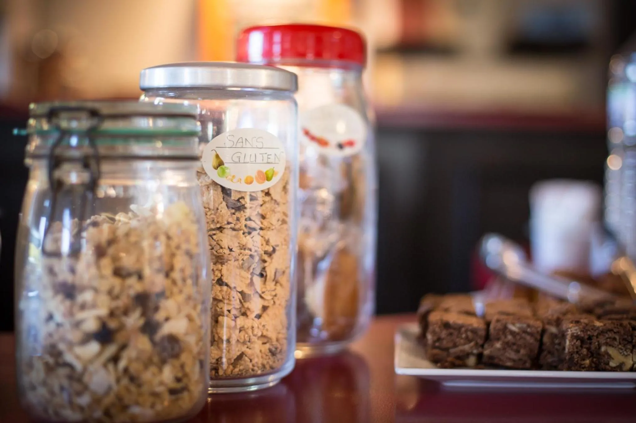 Restaurant/places to eat in Logis Hotel Le Nuage