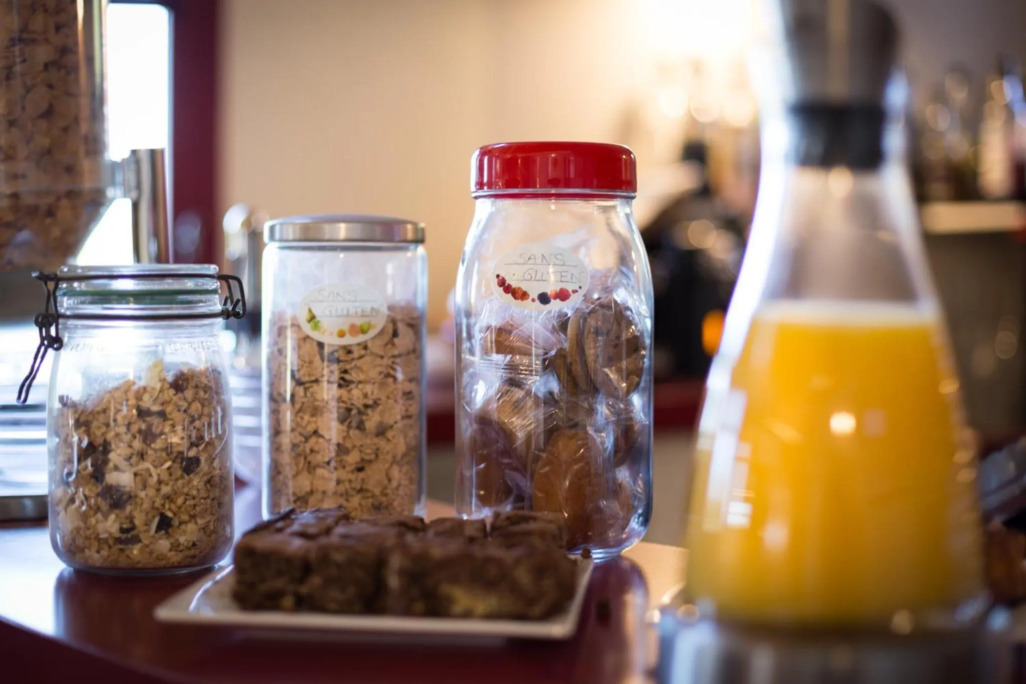 Food and drinks in Logis Hotel Le Nuage