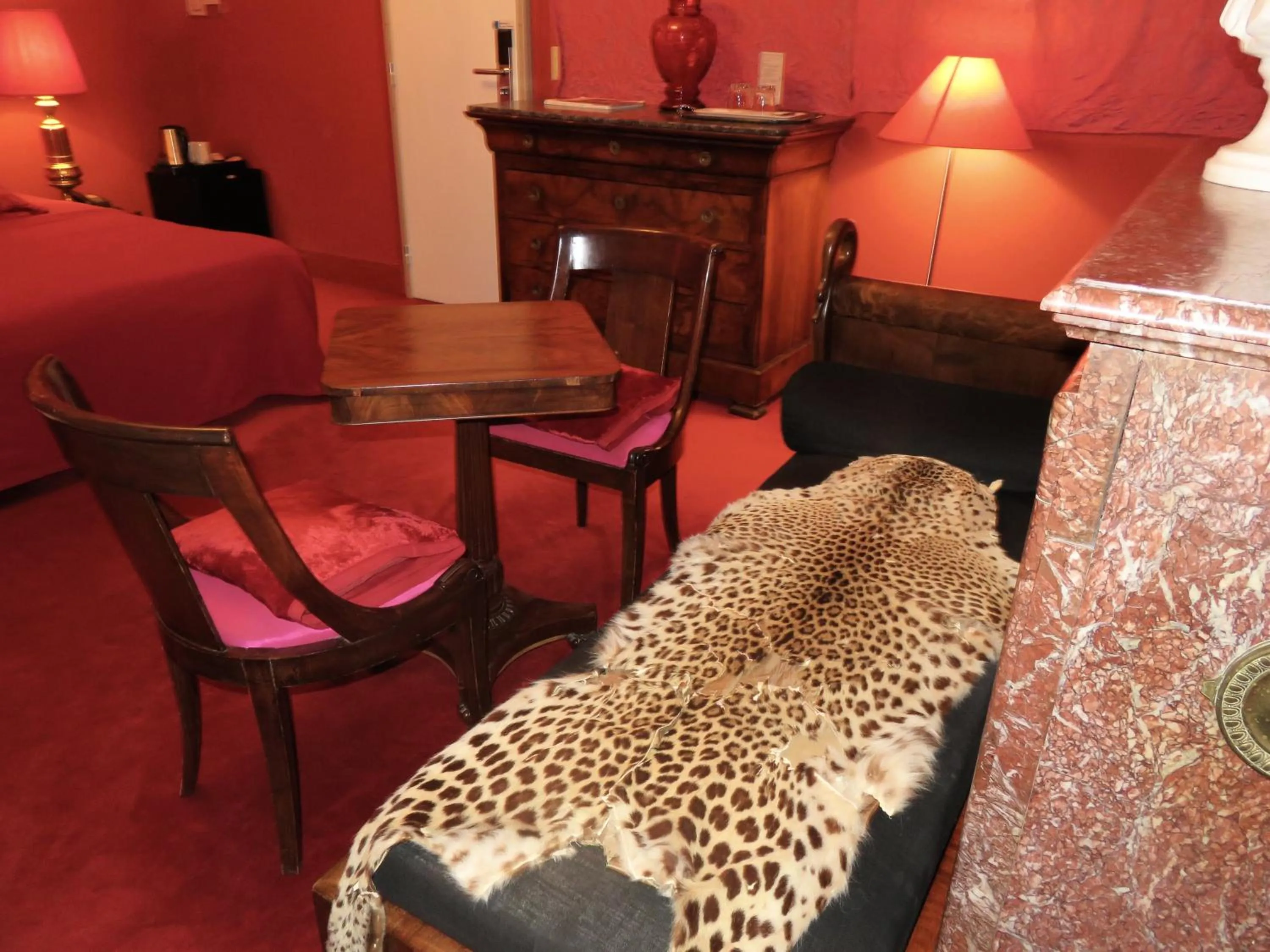 Decorative detail in Hotel Windsor Home