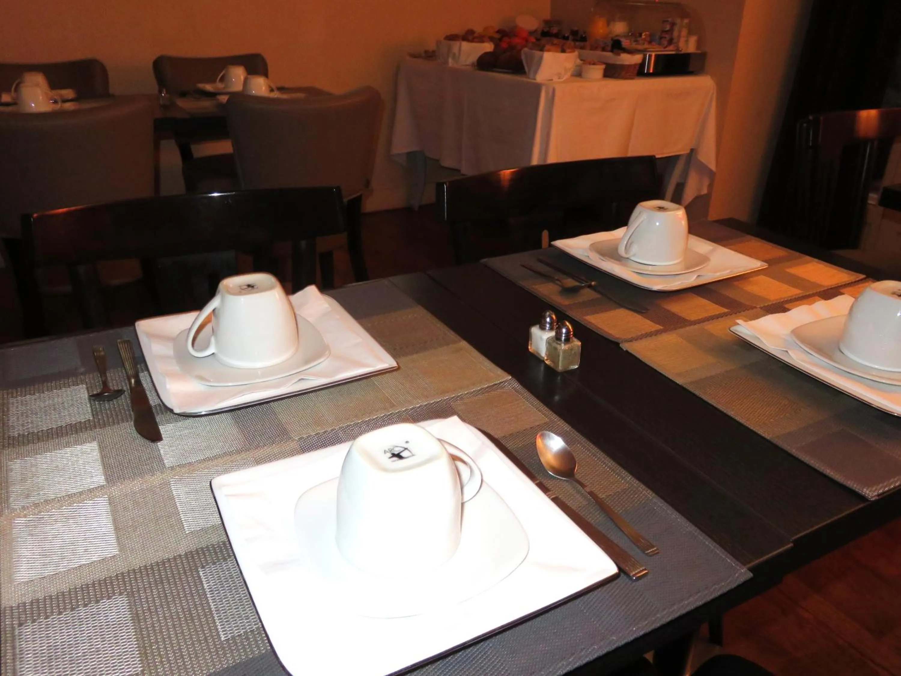 Breakfast in Hotel Windsor Home