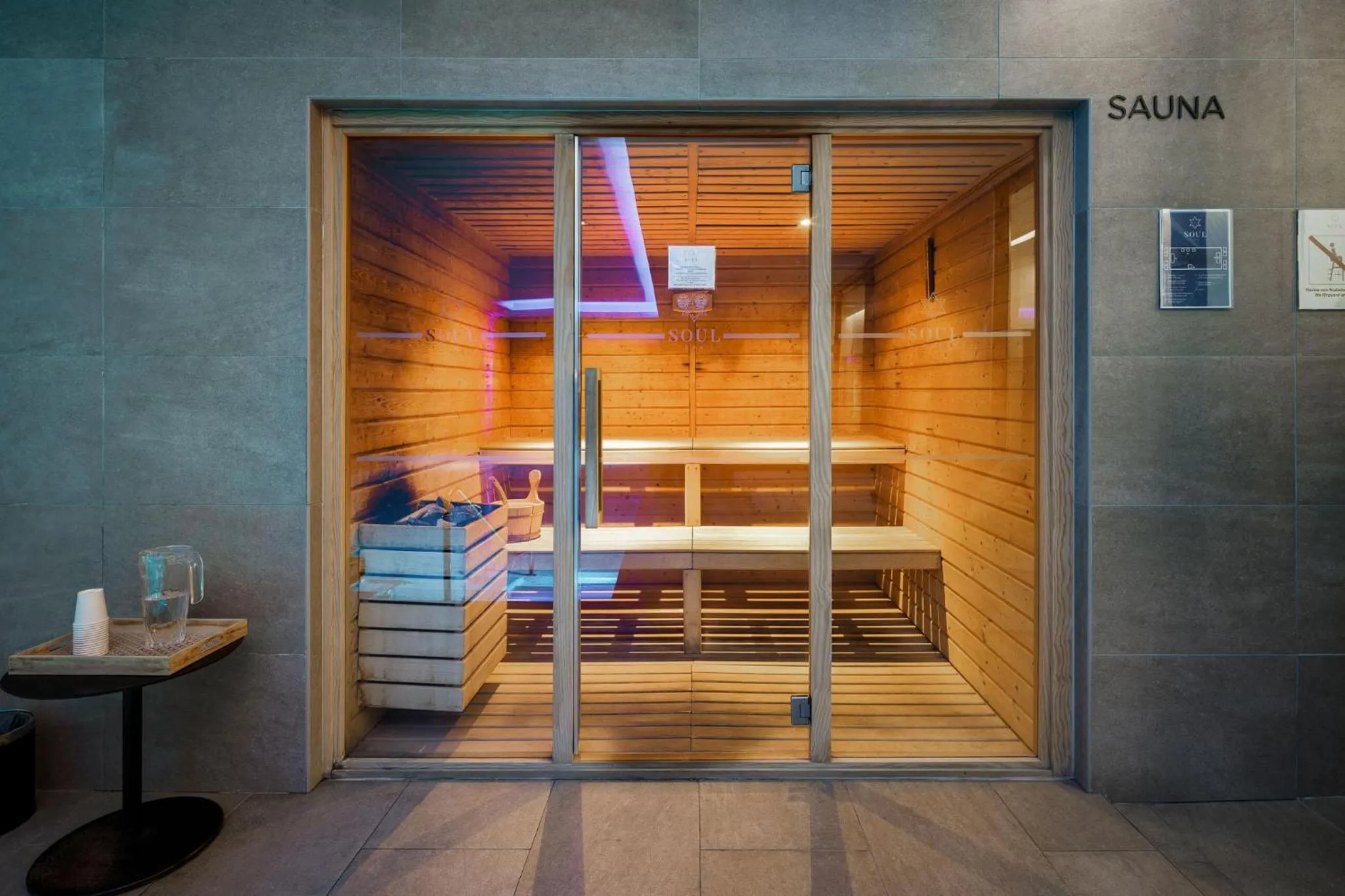 Sauna in Jupiter Marina Hotel - Couples & Spa