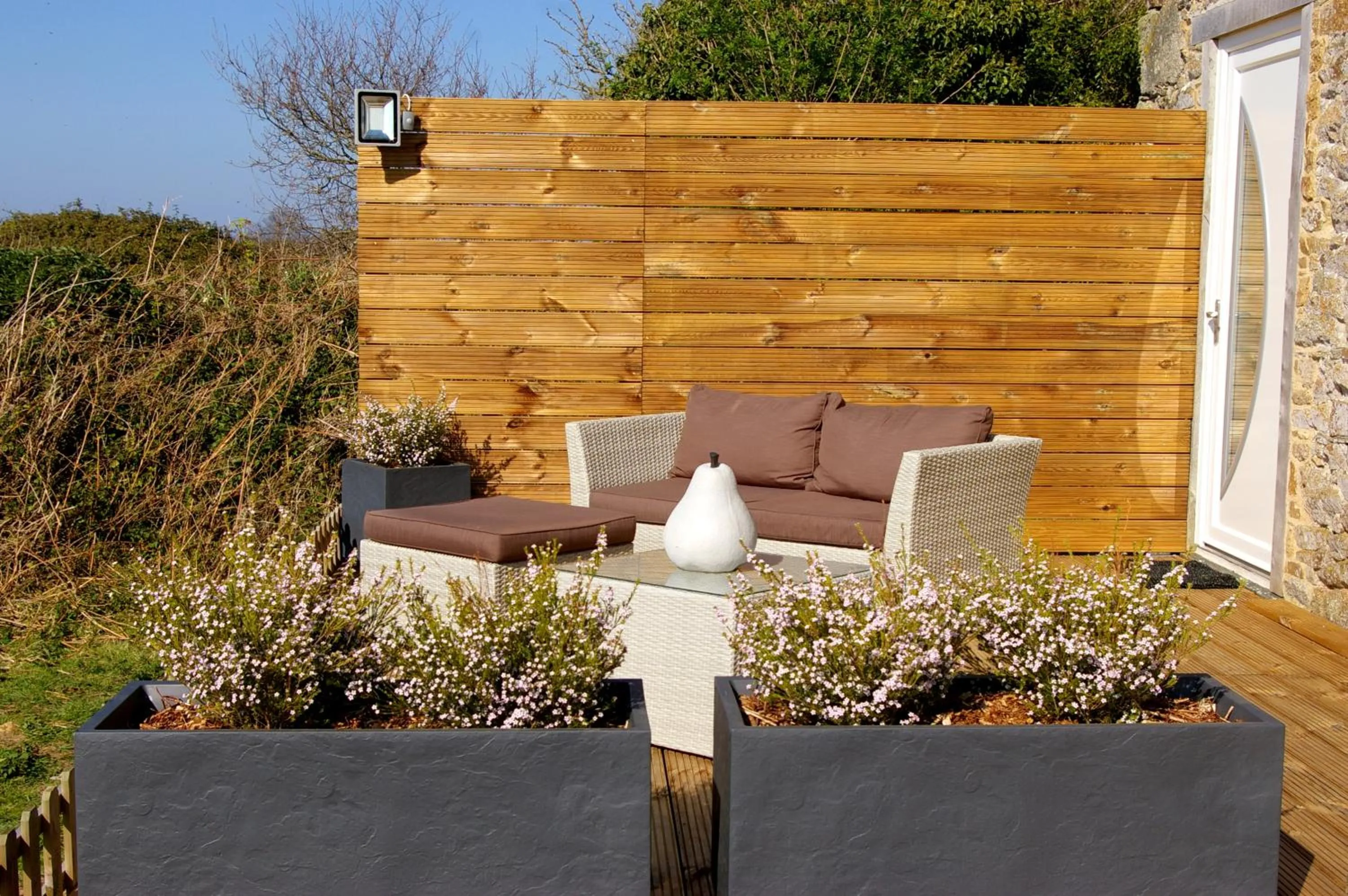 Patio in Le Colombier Bretagne