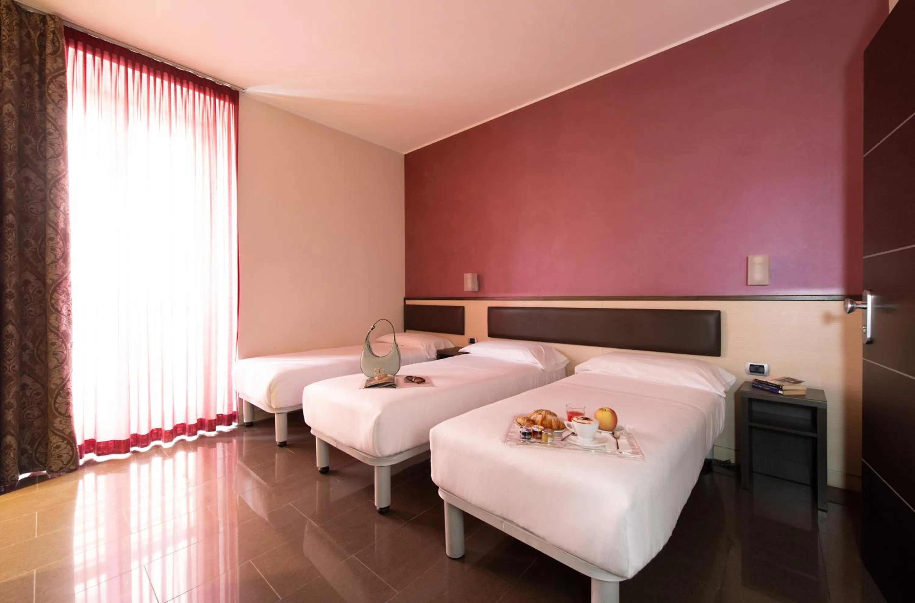 Bedroom, Bed in Hotel Five